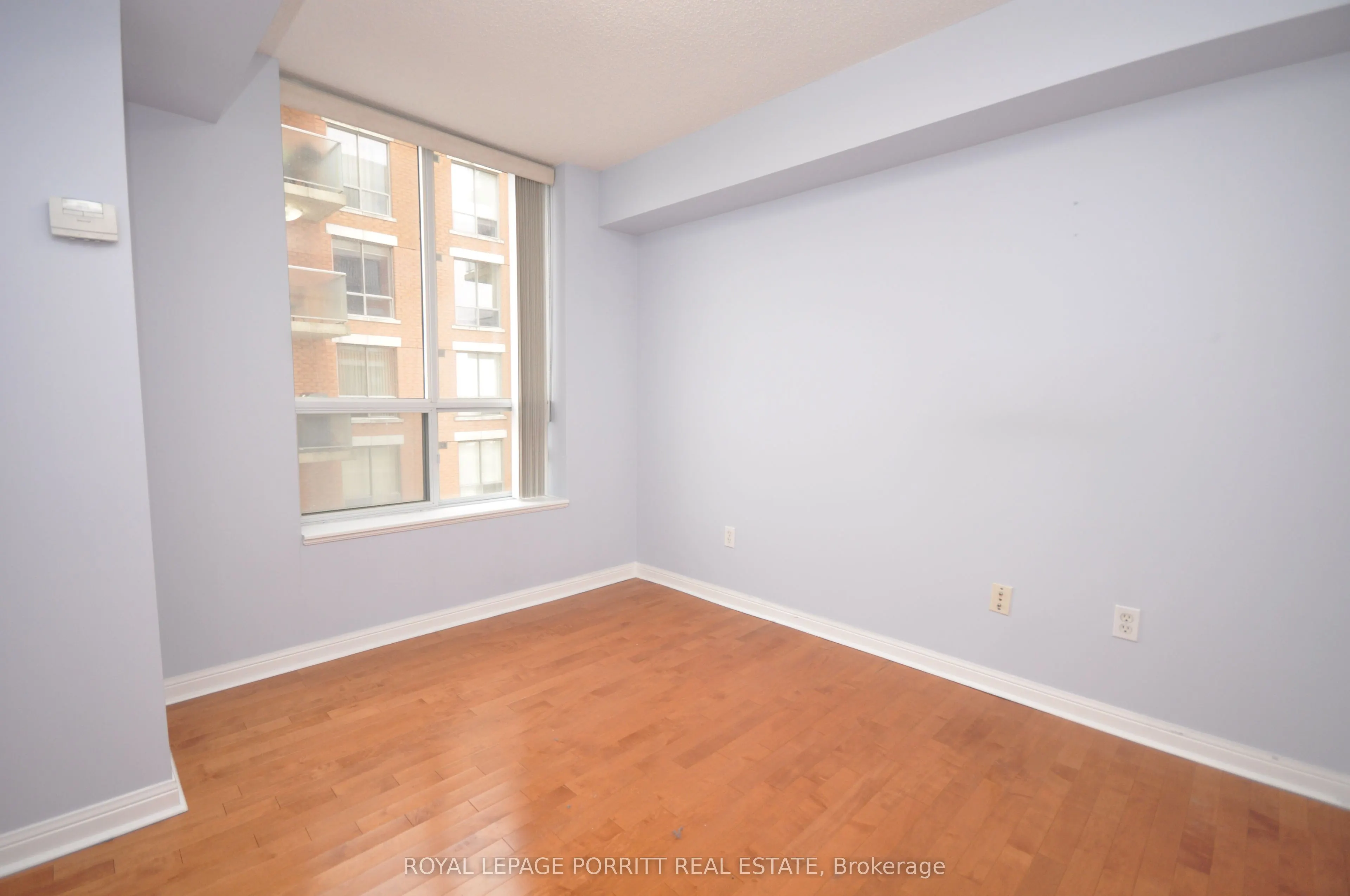 1140 Parkwest Place #901