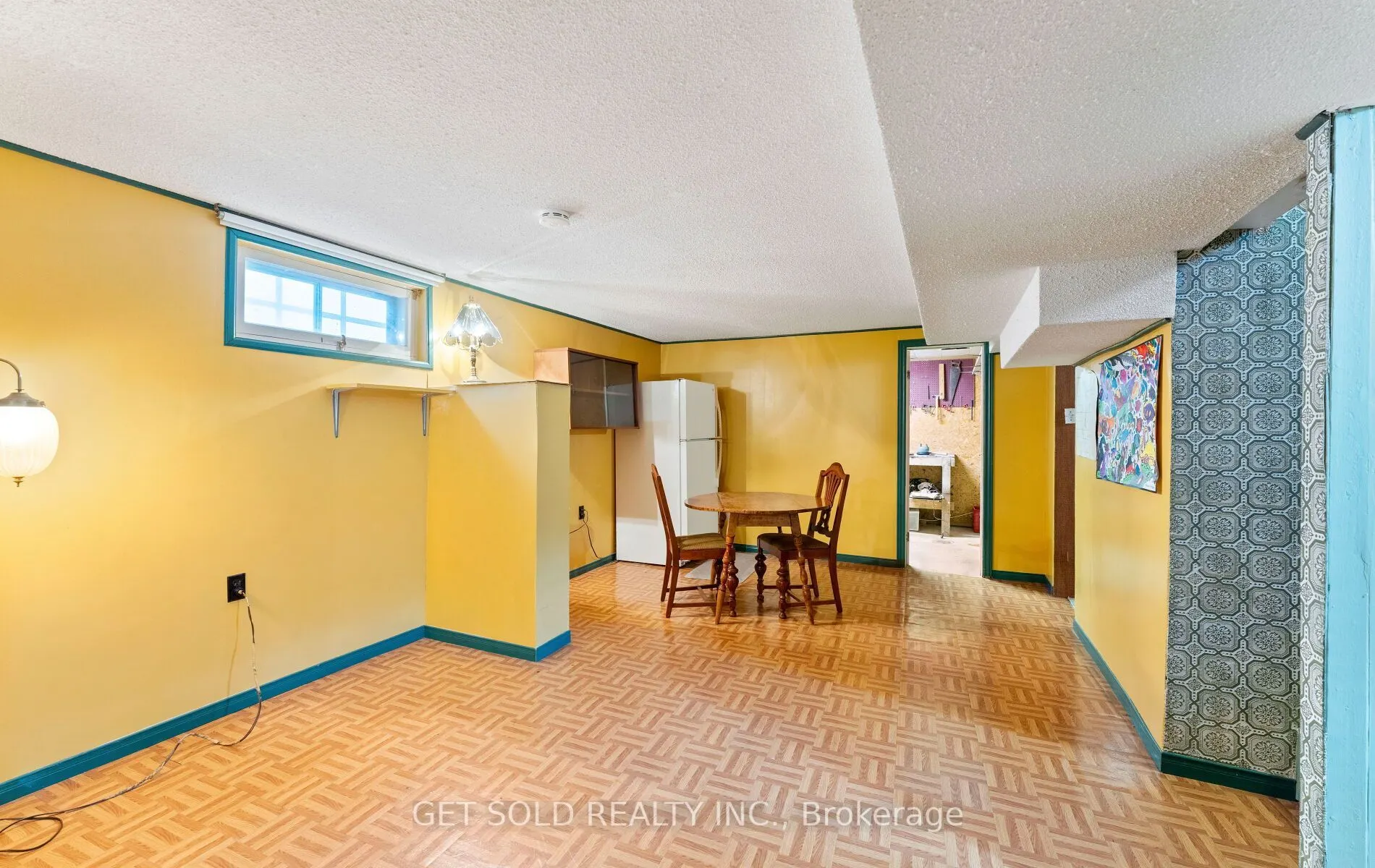 22 Almayo Crescent