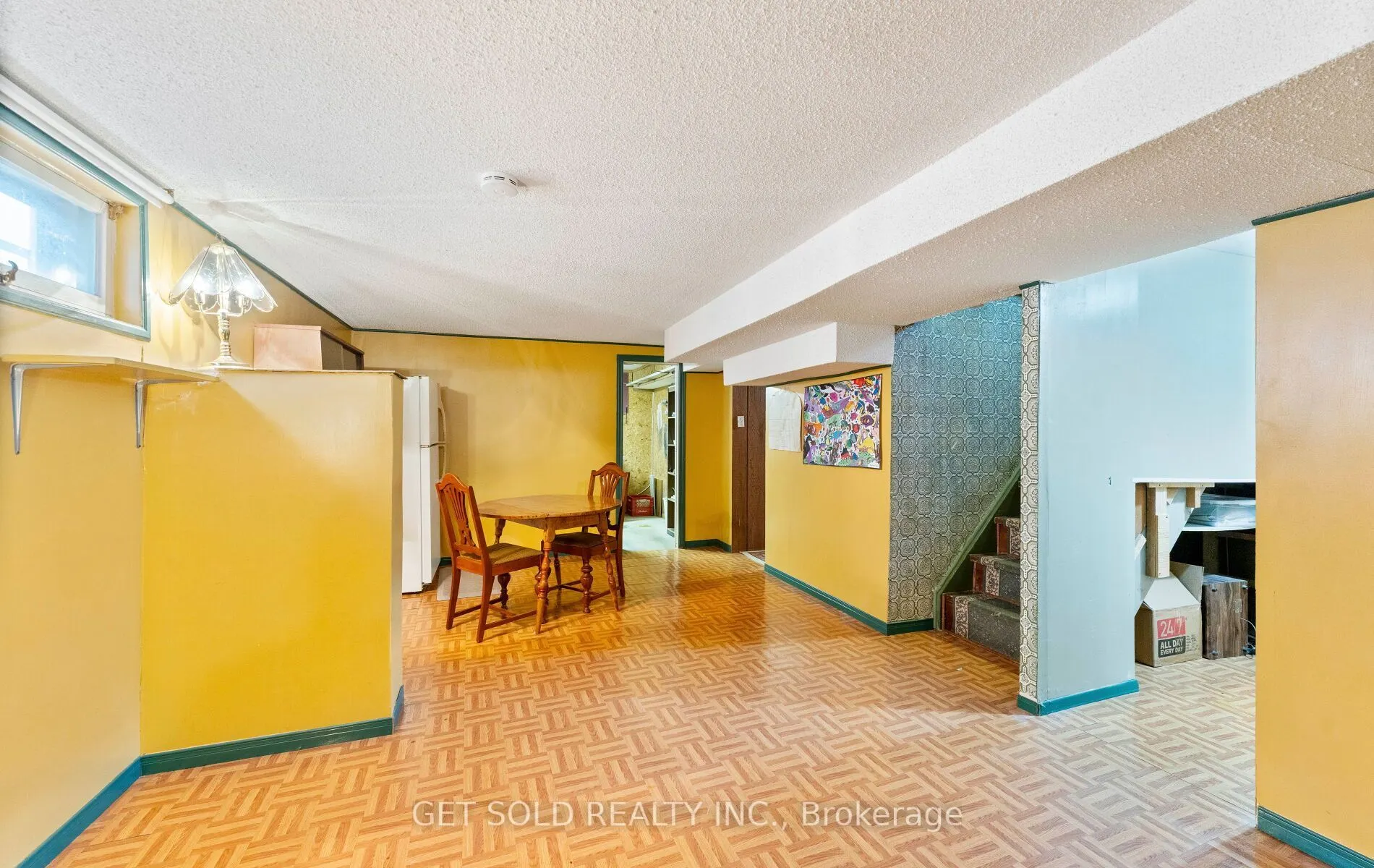 22 Almayo Crescent