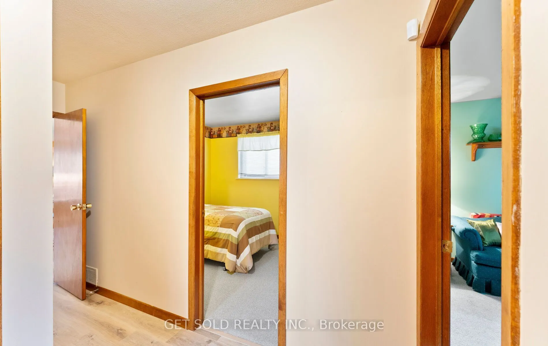 22 Almayo Crescent