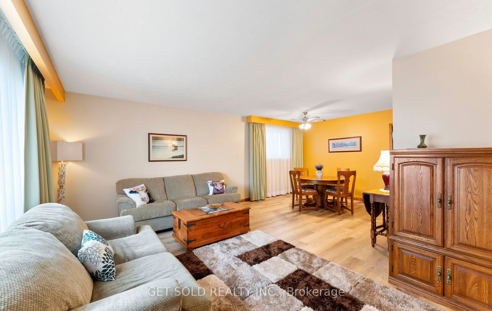 22 Almayo Crescent