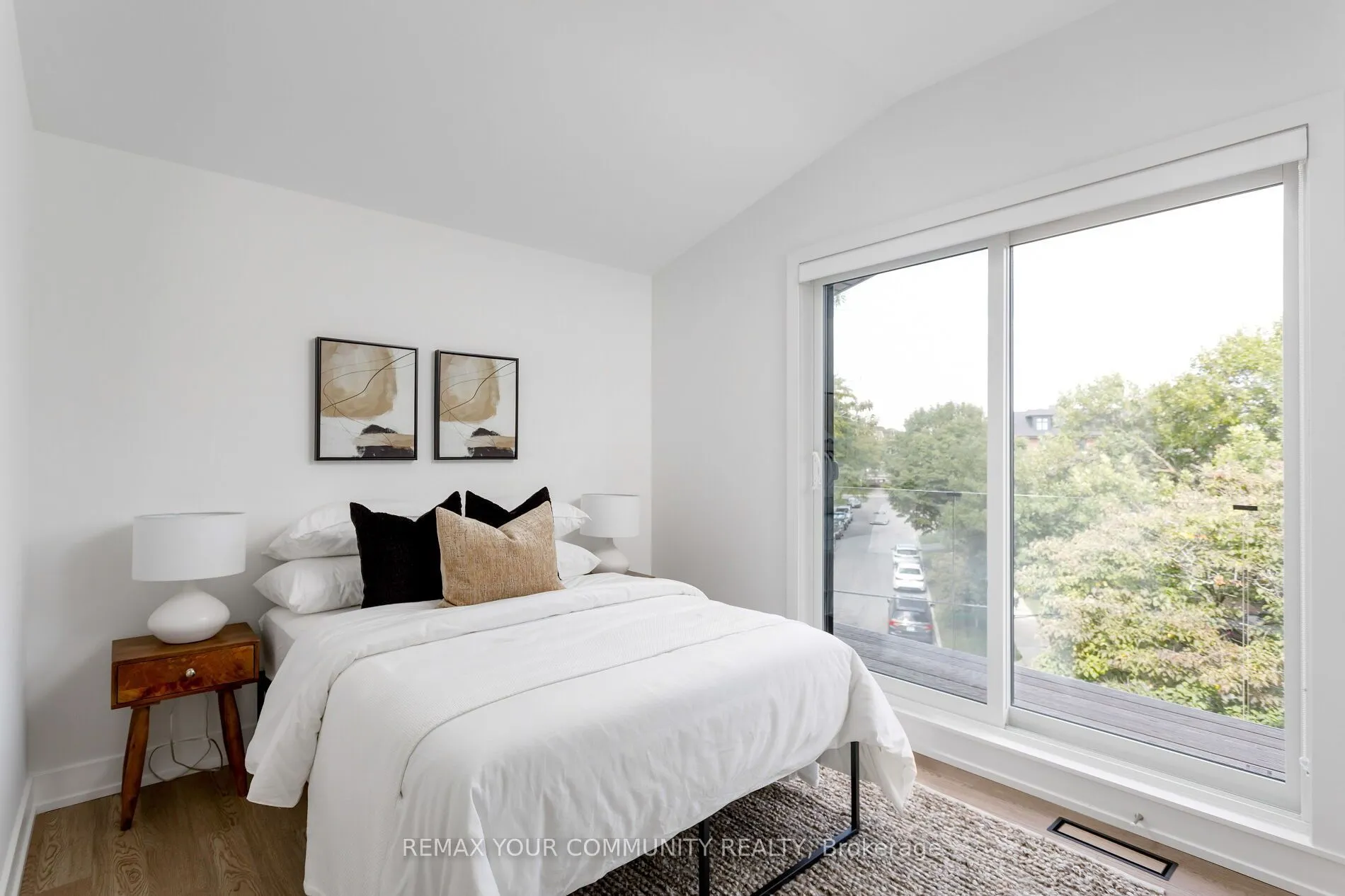 103 Cavell Avenue #2