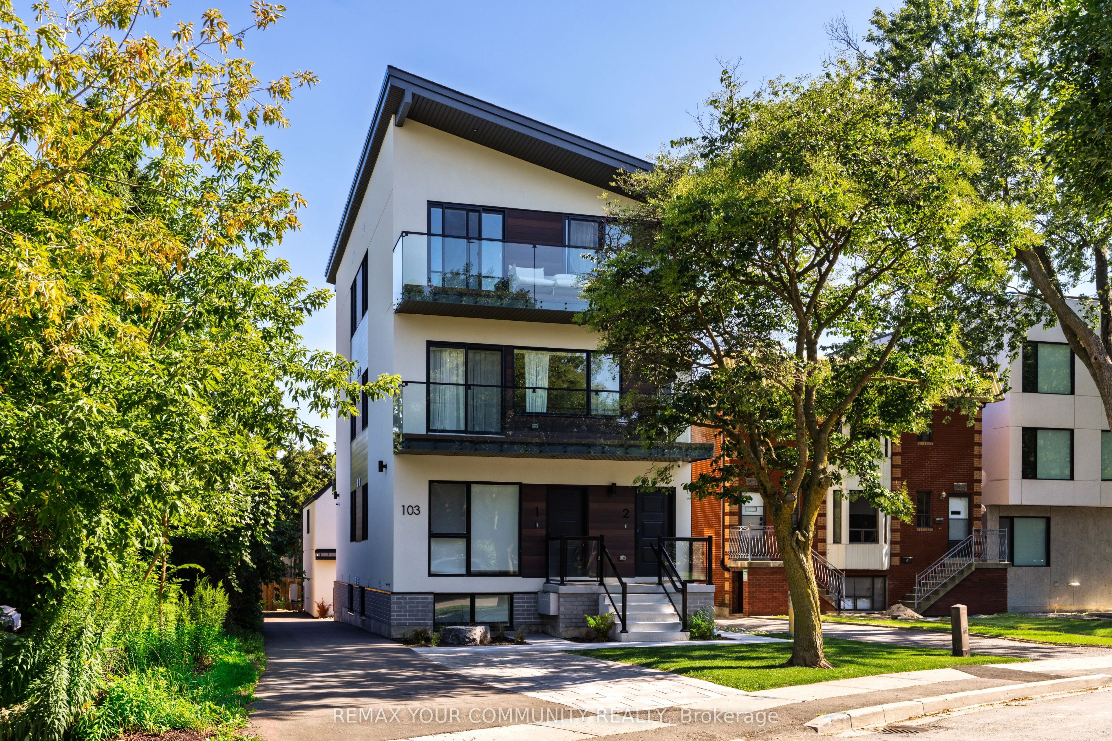 103 Cavell Avenue #2