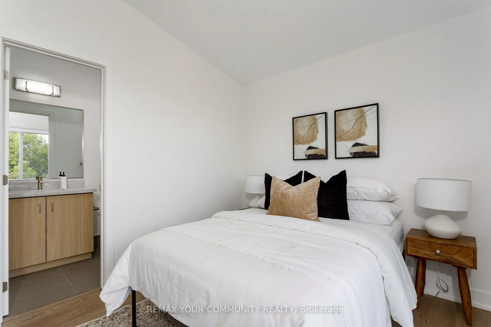 103 Cavell Avenue #2