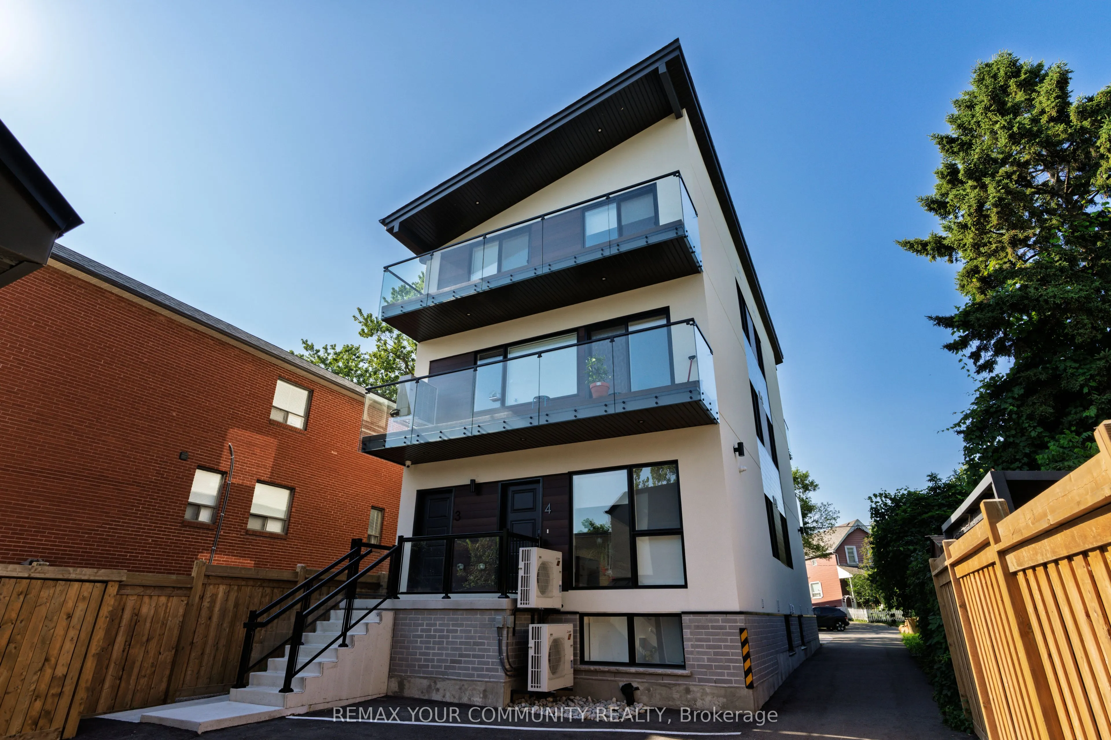 103 Cavell Avenue #2