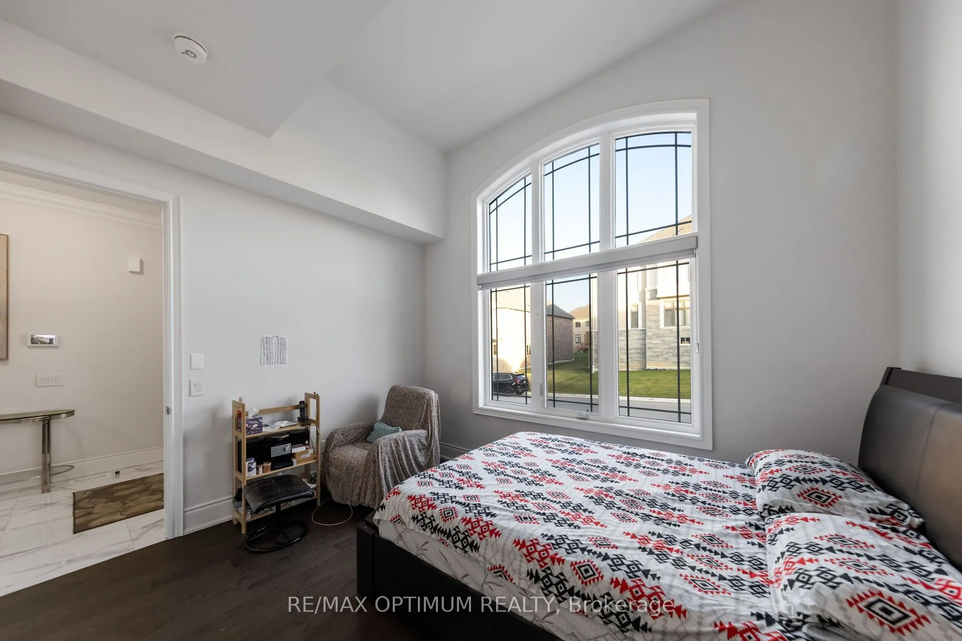 91 Raspberry Ridge Avenue