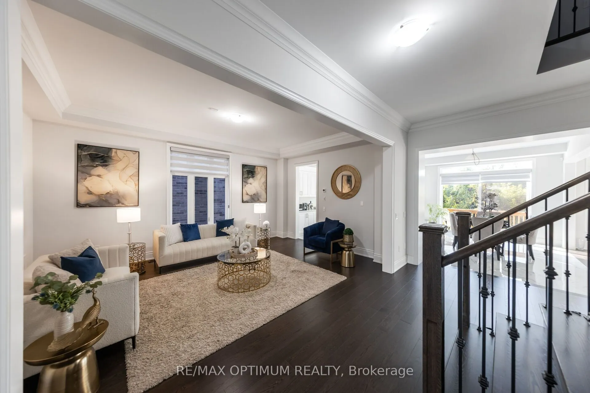 91 Raspberry Ridge Avenue