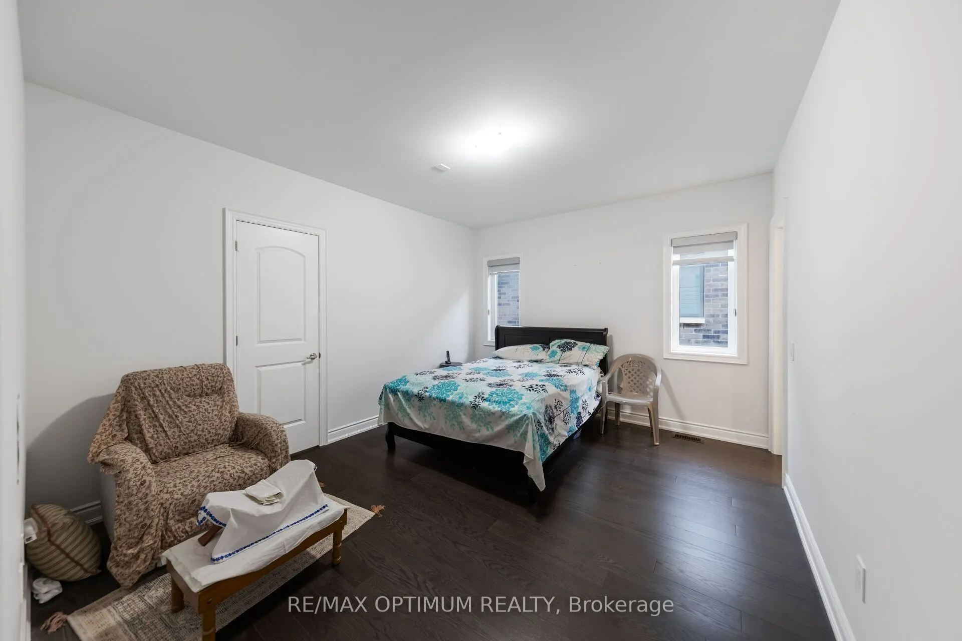 91 Raspberry Ridge Avenue