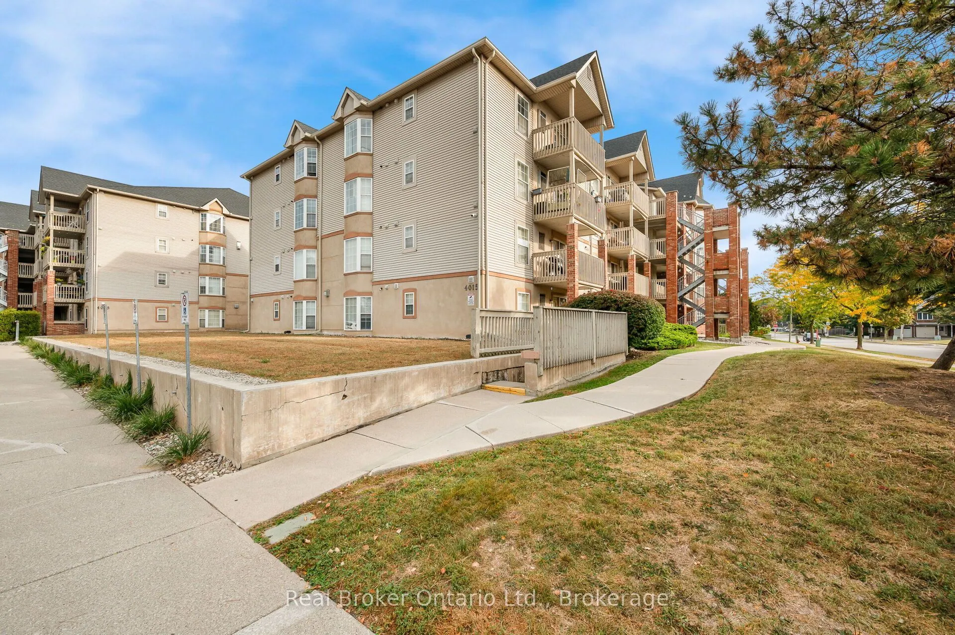4015 KILMER Drive #204