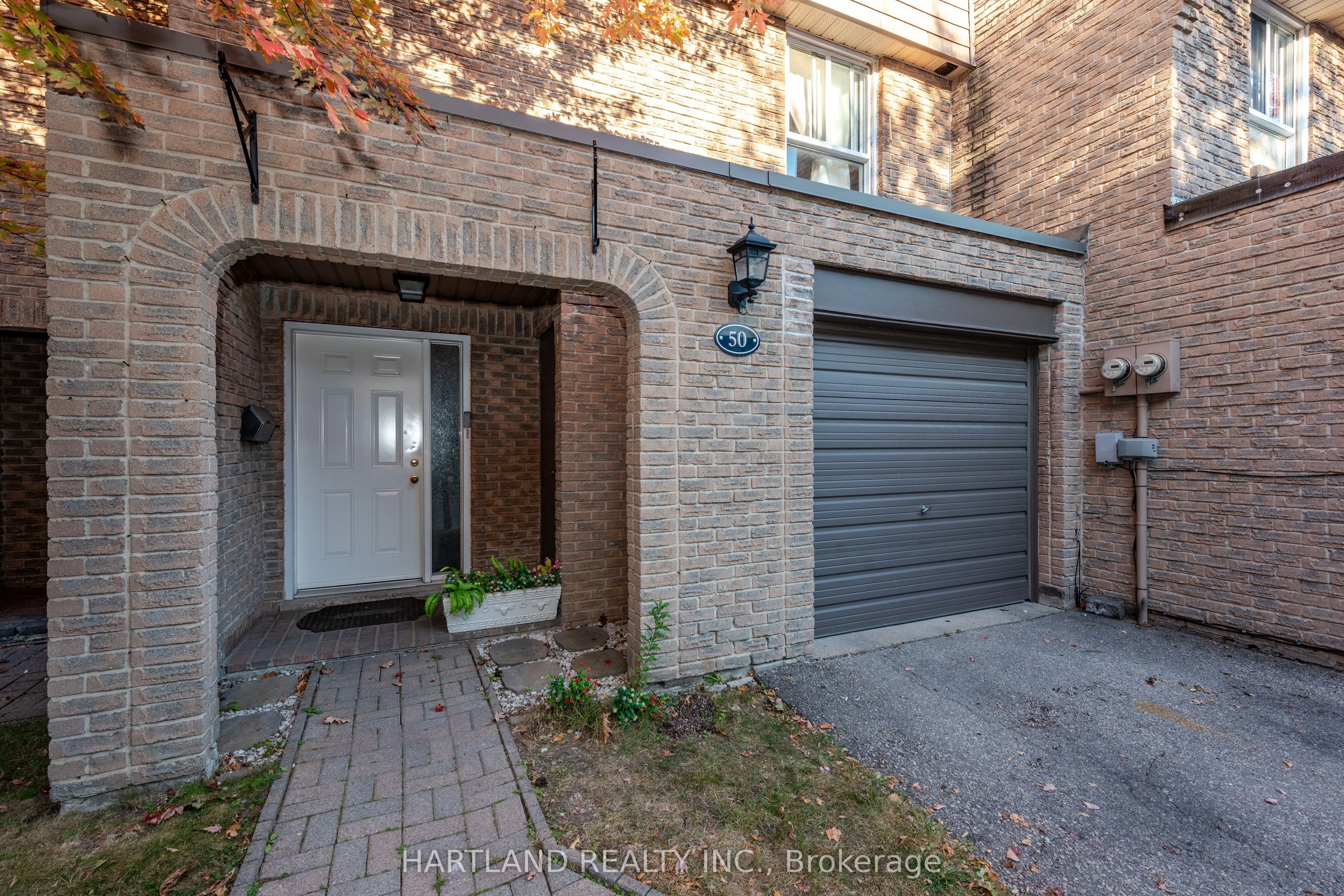 405 Hyacinthe Boulevard #50