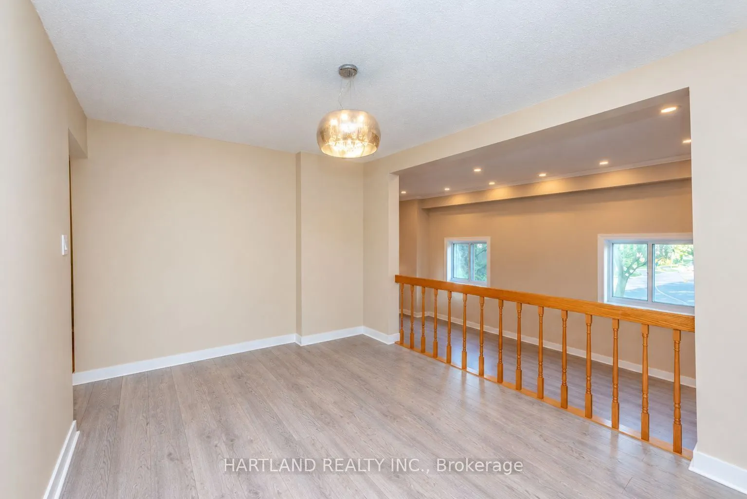 405 Hyacinthe Boulevard #50