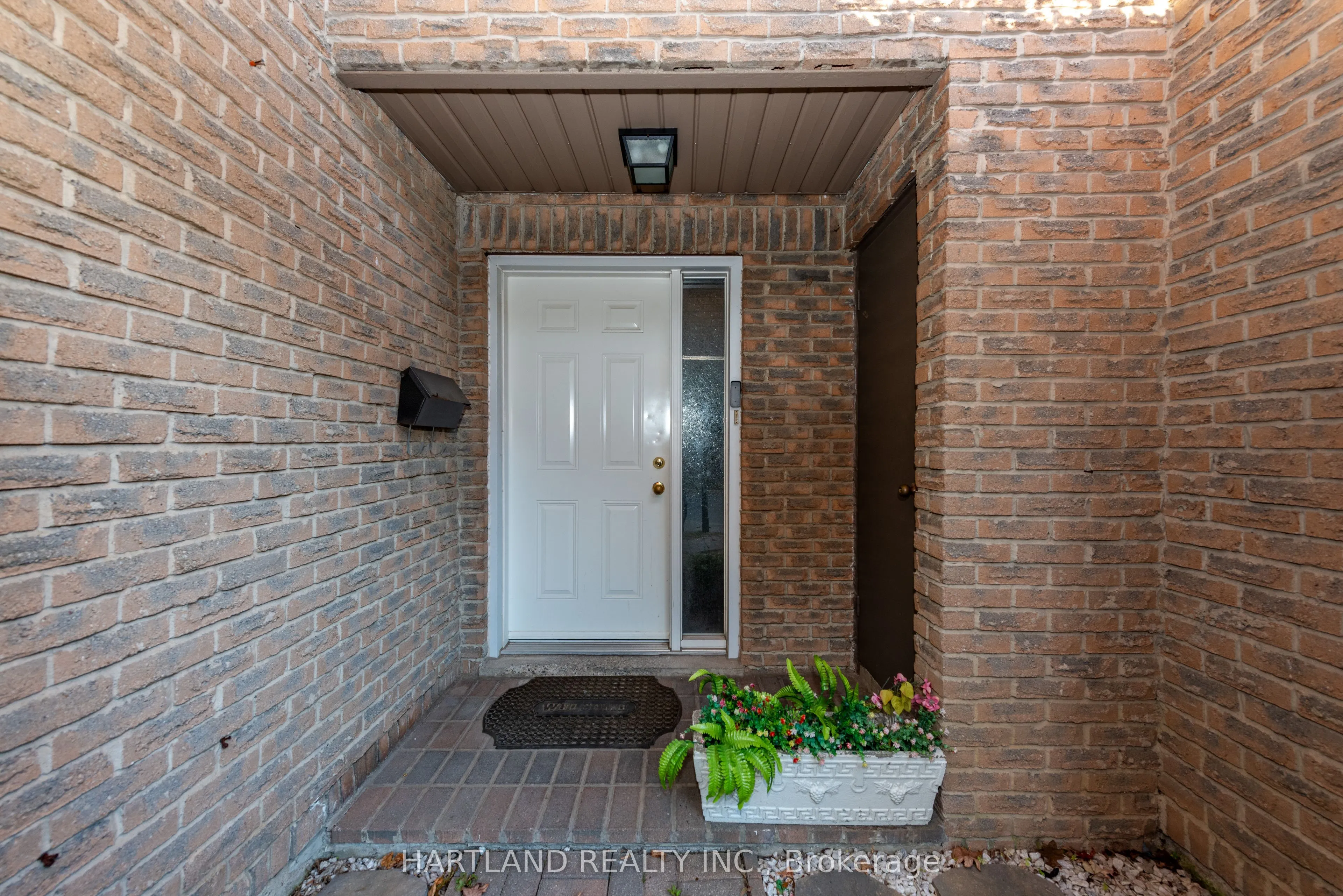 405 Hyacinthe Boulevard #50
