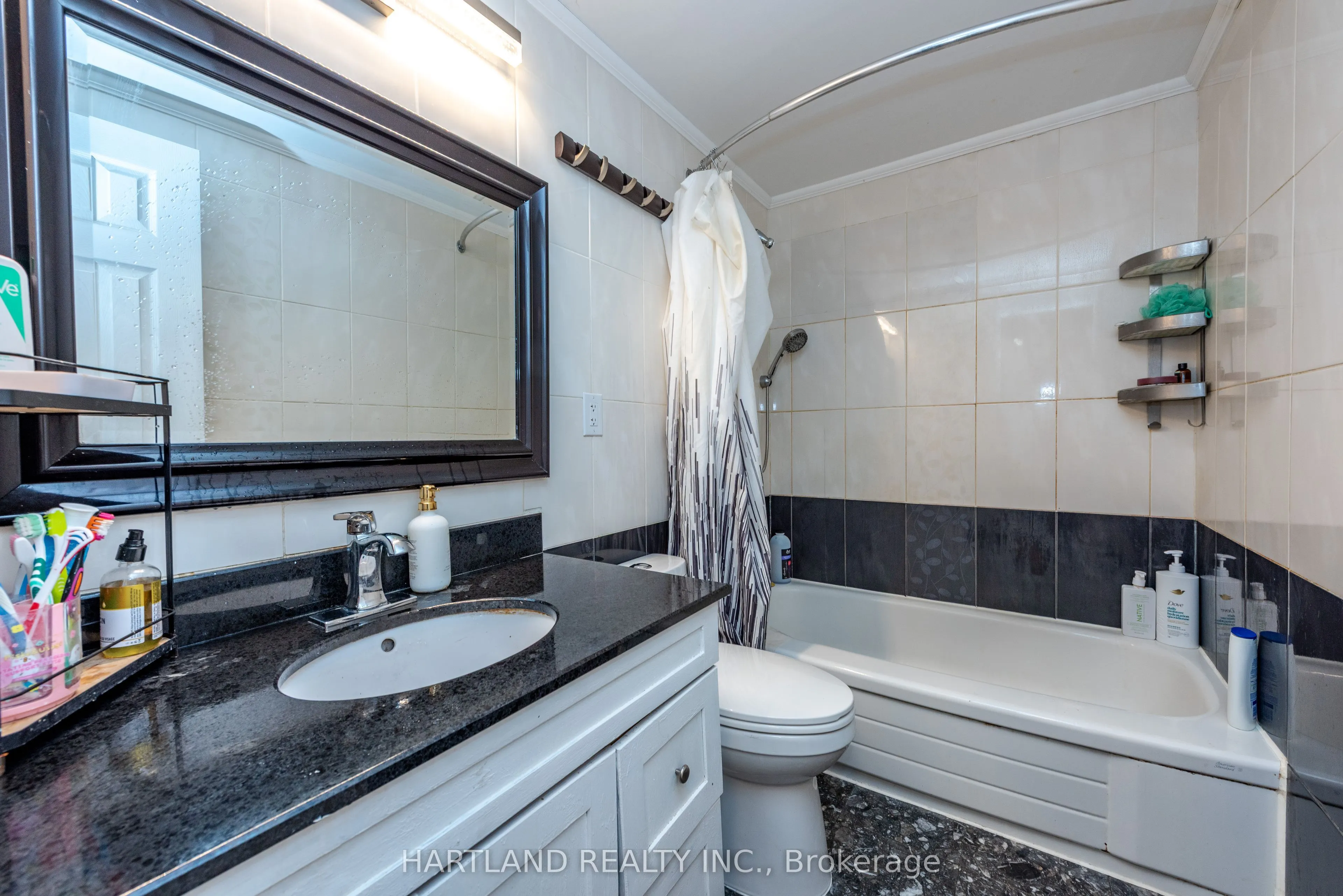 405 Hyacinthe Boulevard #50