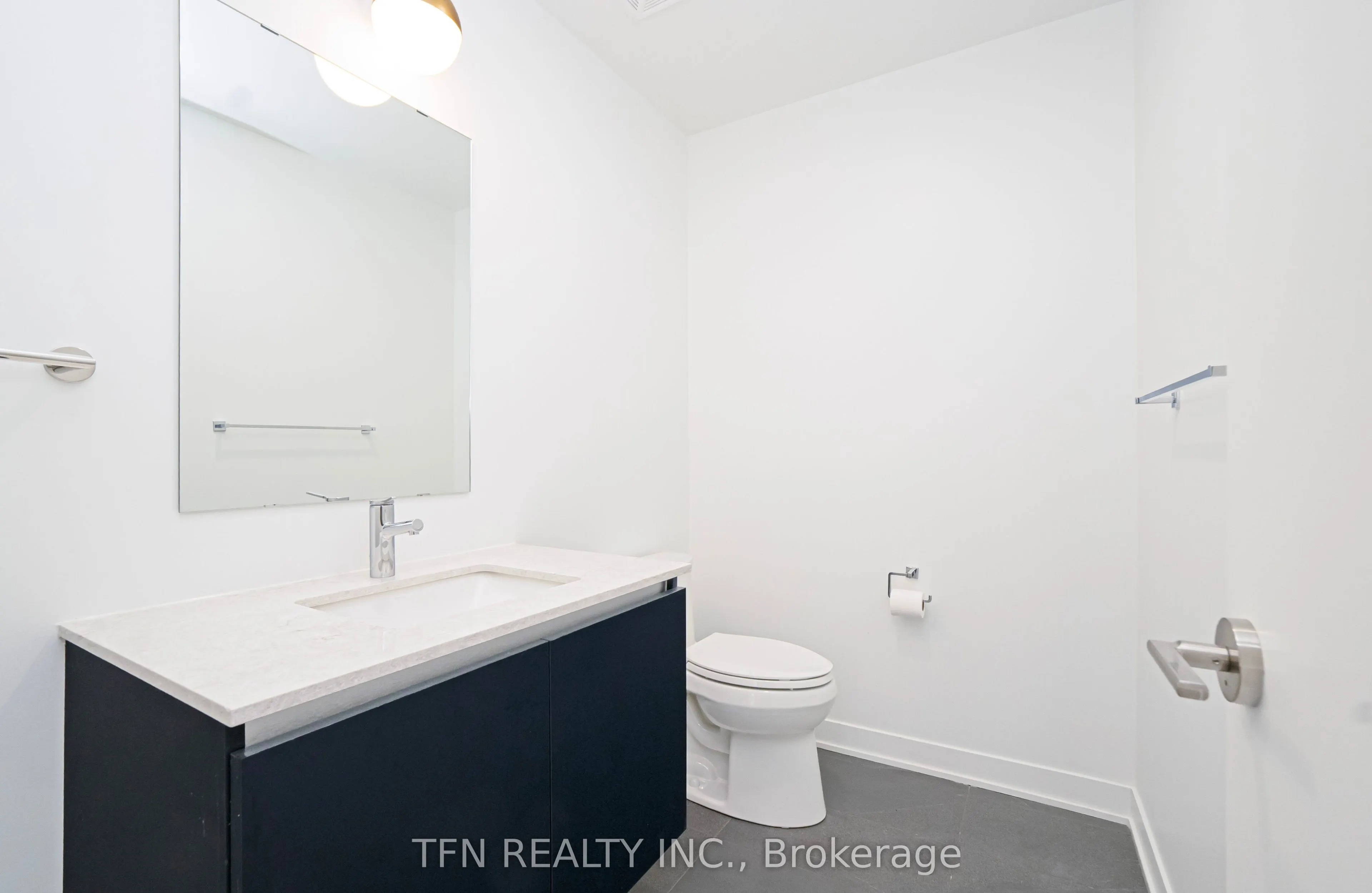 3020 Trailside Drive #127