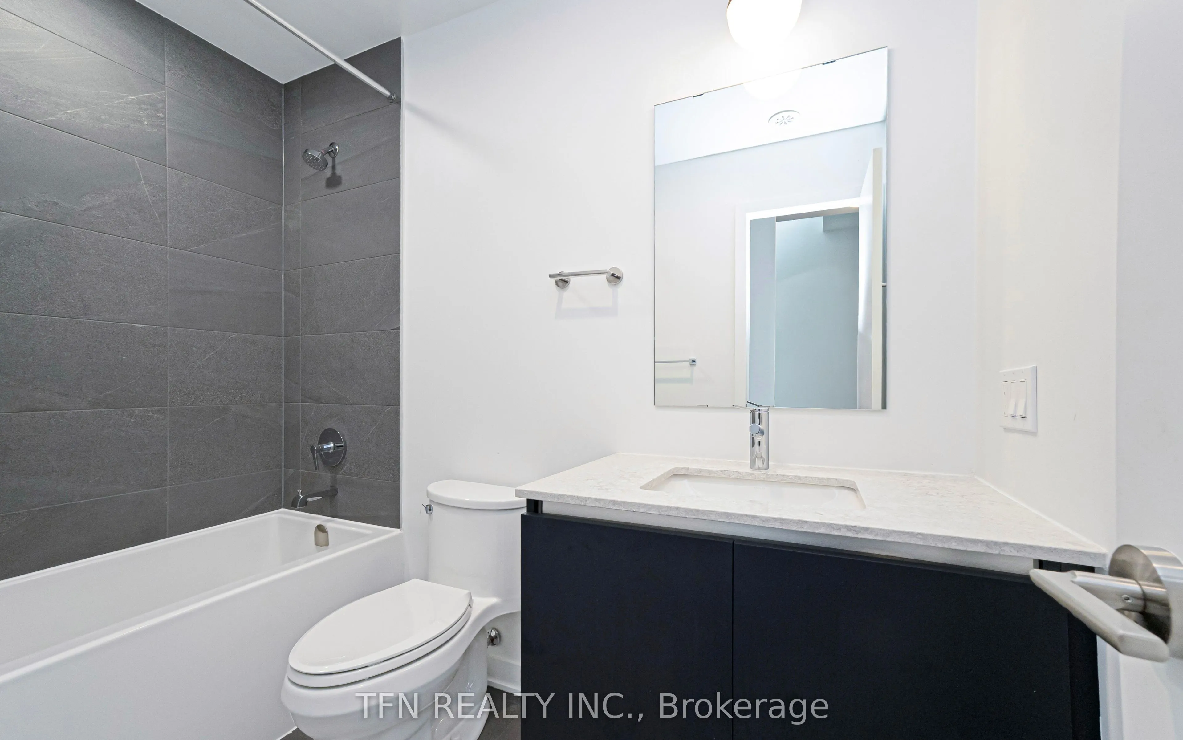 3020 Trailside Drive #127