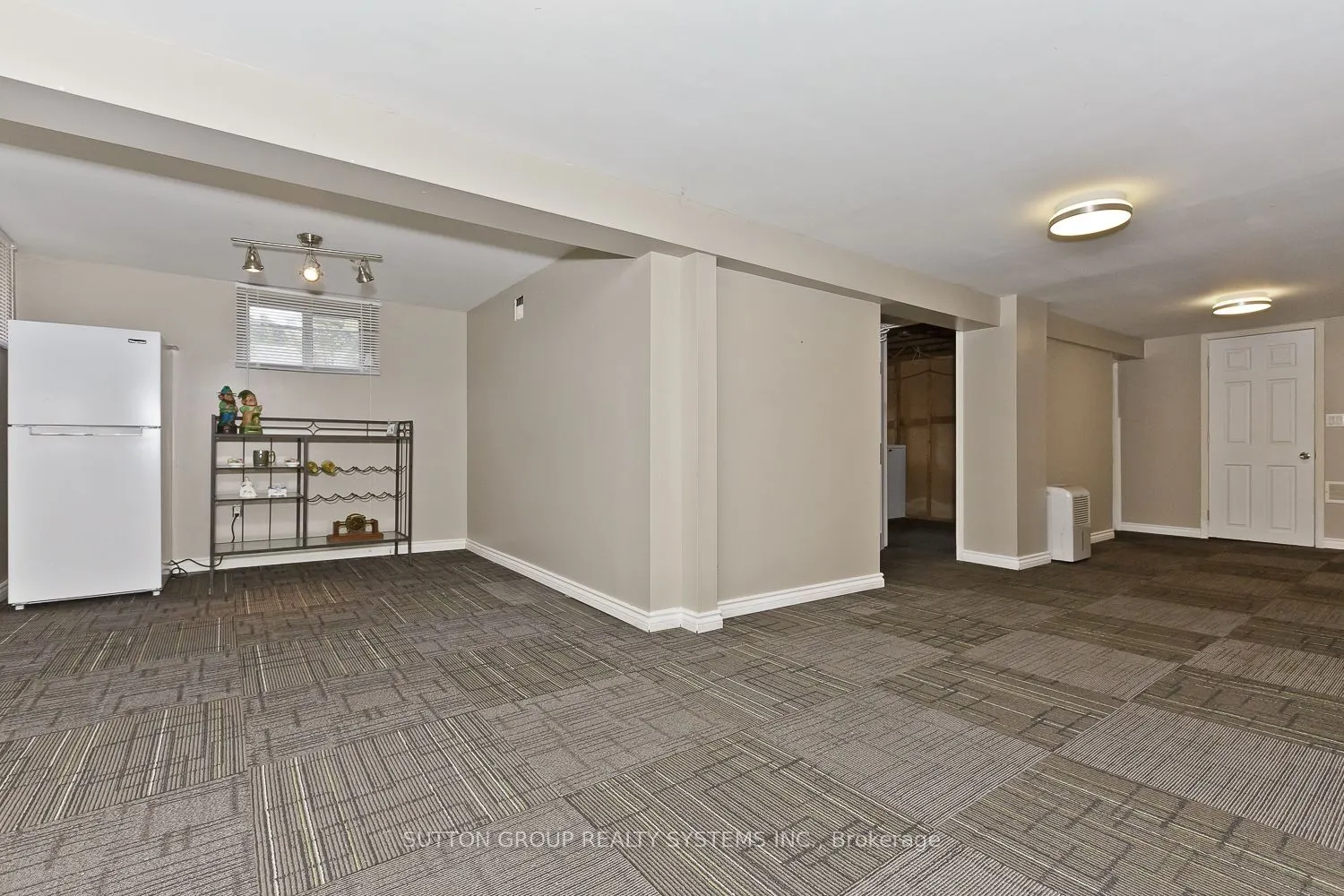 14 Lake Shore Drive
