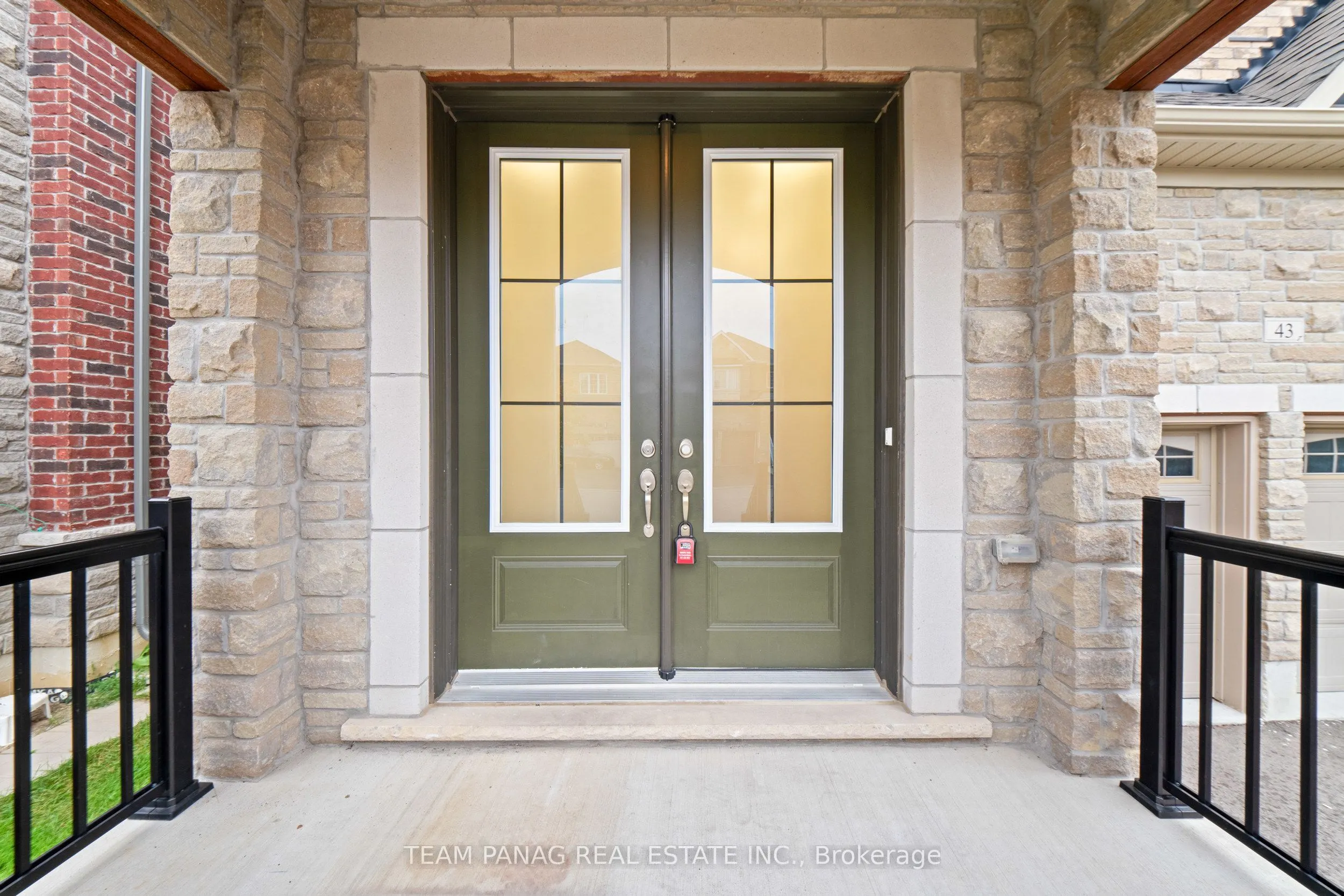 43 Rainbrook Close