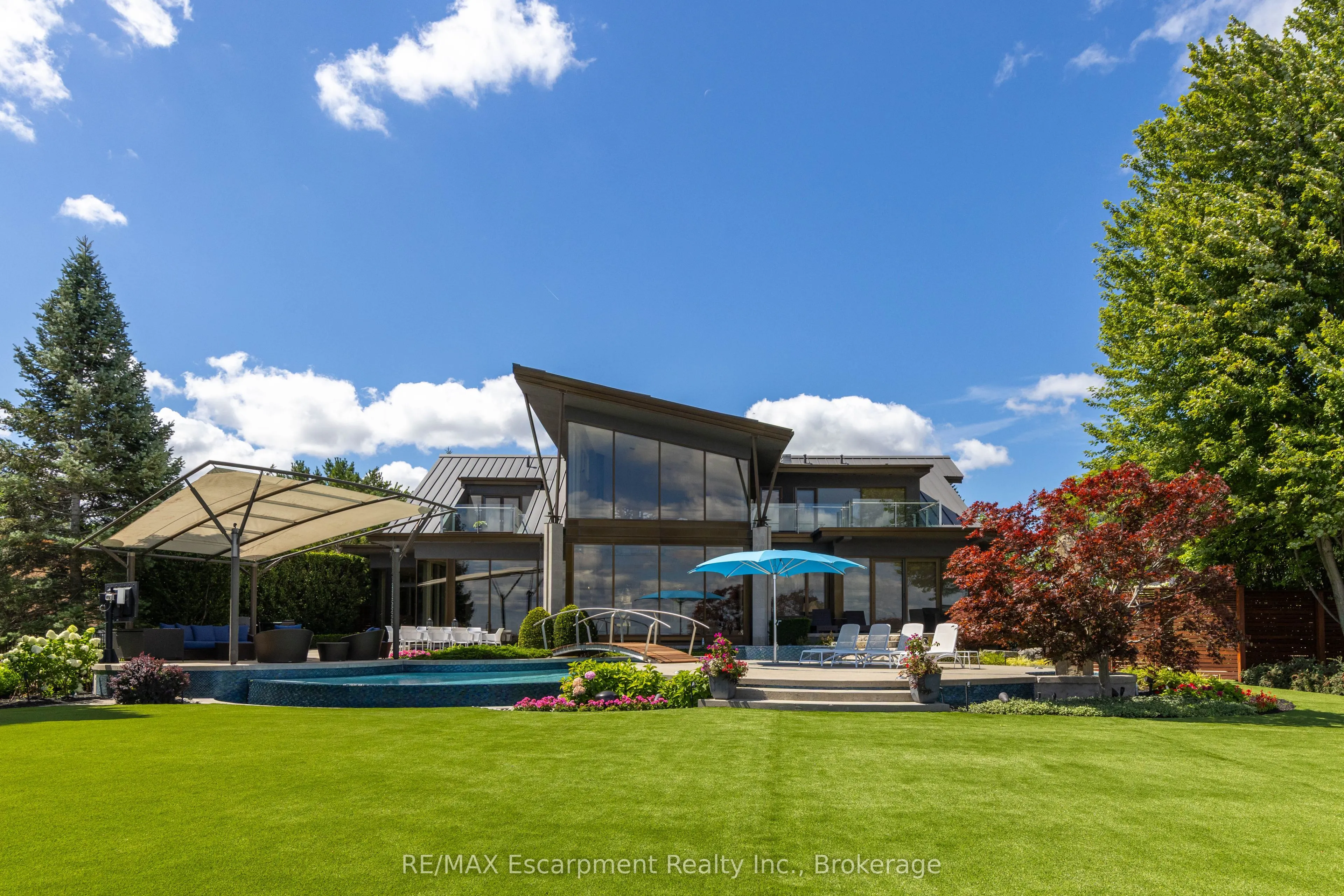 1540 WATERSEDGE Road