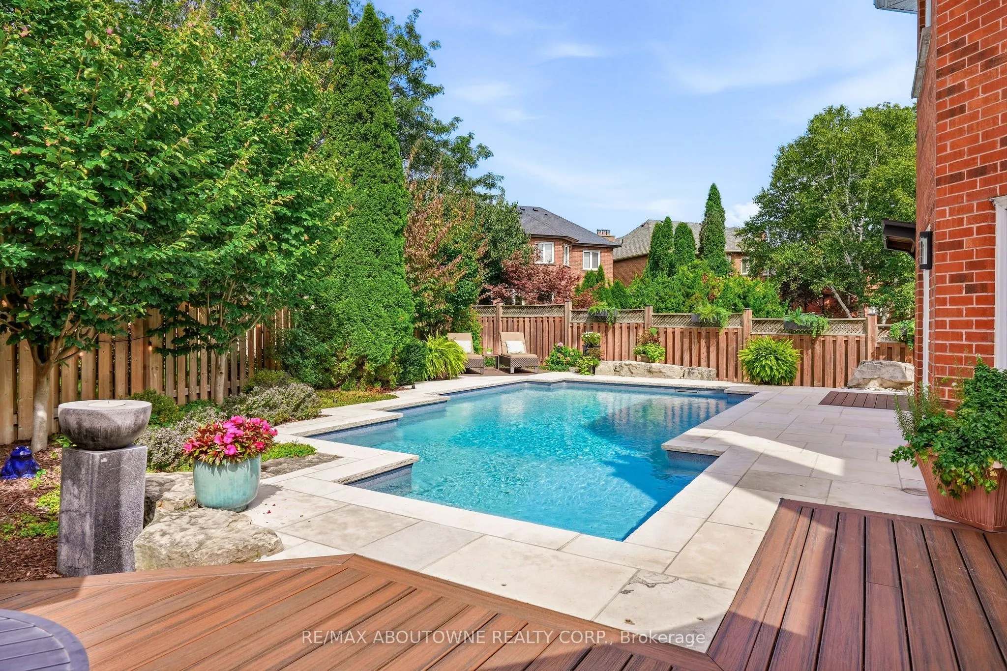 2747 Teak Crescent