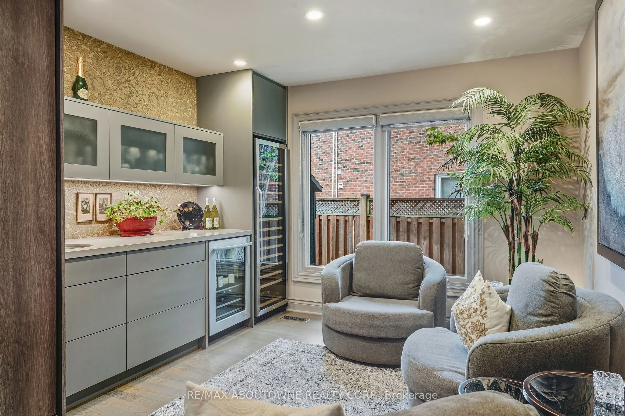 2747 Teak Crescent
