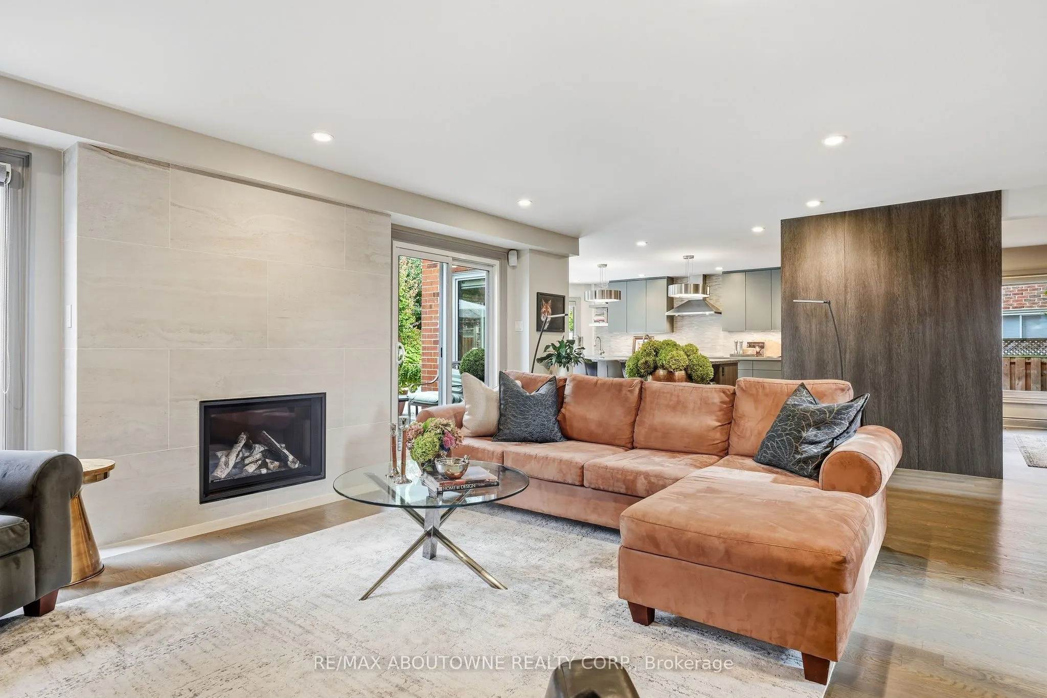 2747 Teak Crescent