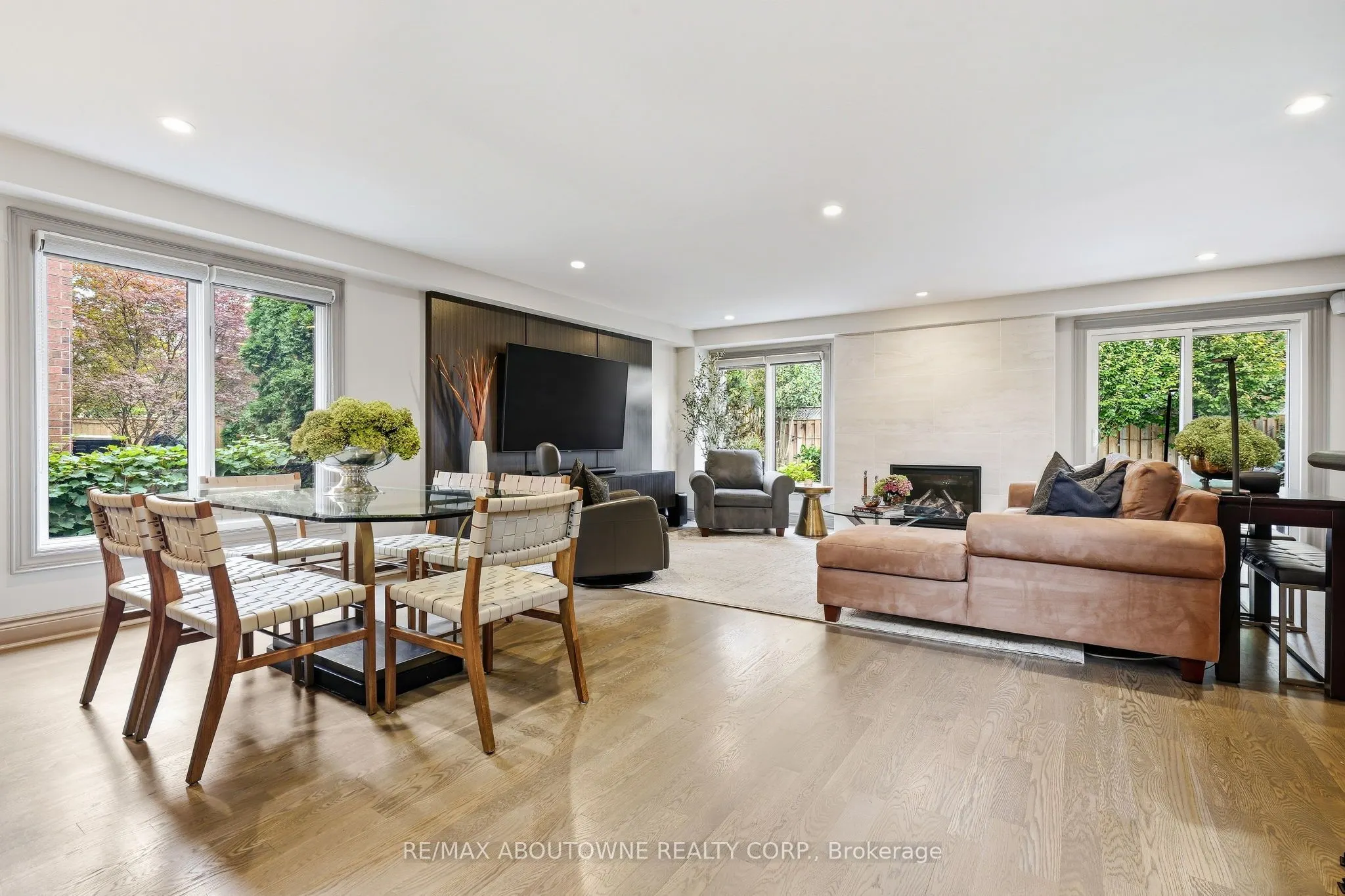 2747 Teak Crescent
