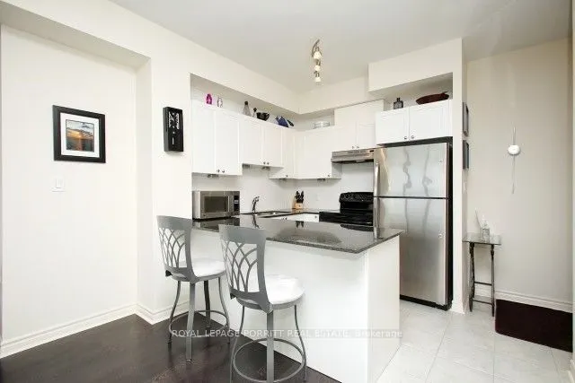 3865 Lake Shore Boulevard W #1109