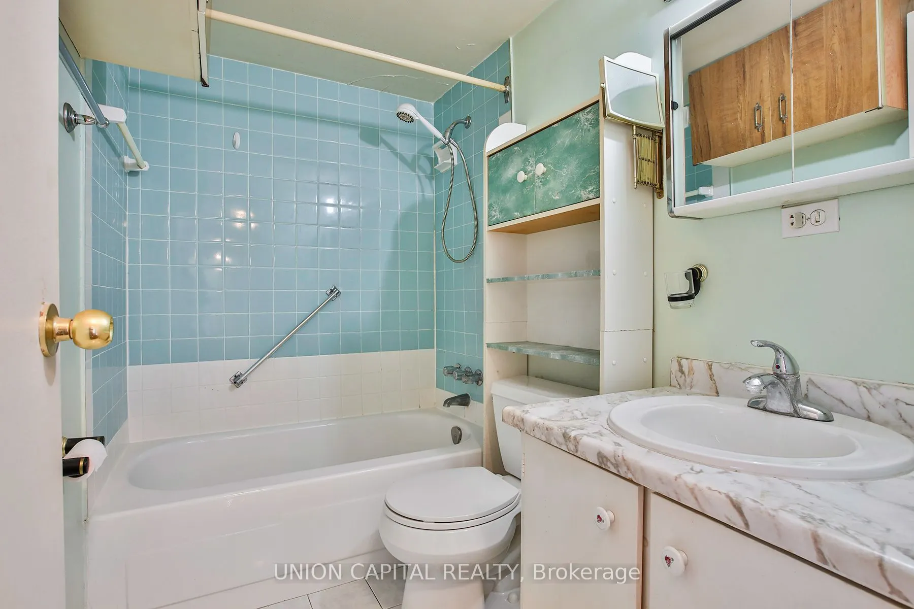 5 Frith Road #711