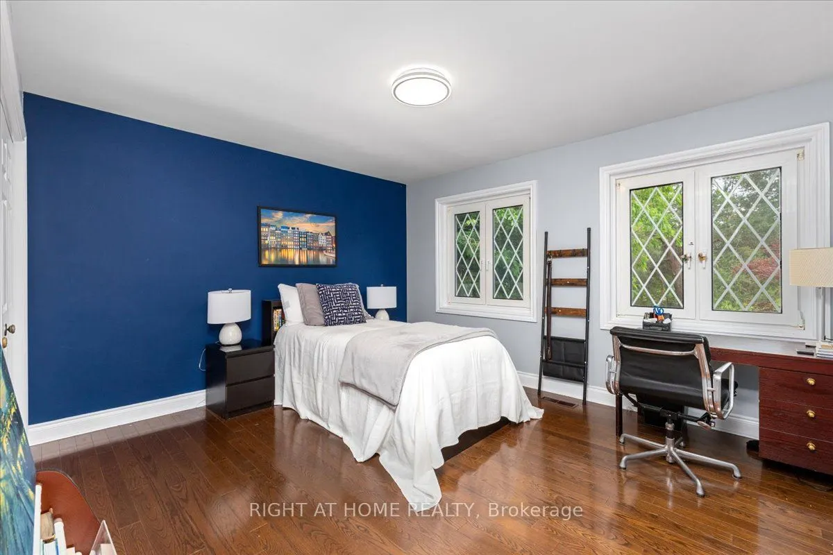 437 The Kingsway