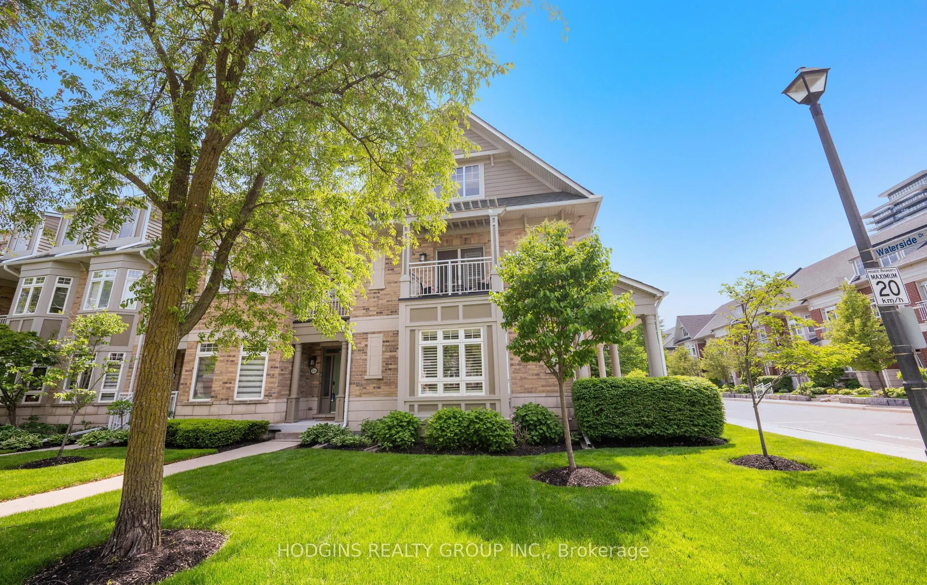 136 St Lawrence Drive #42