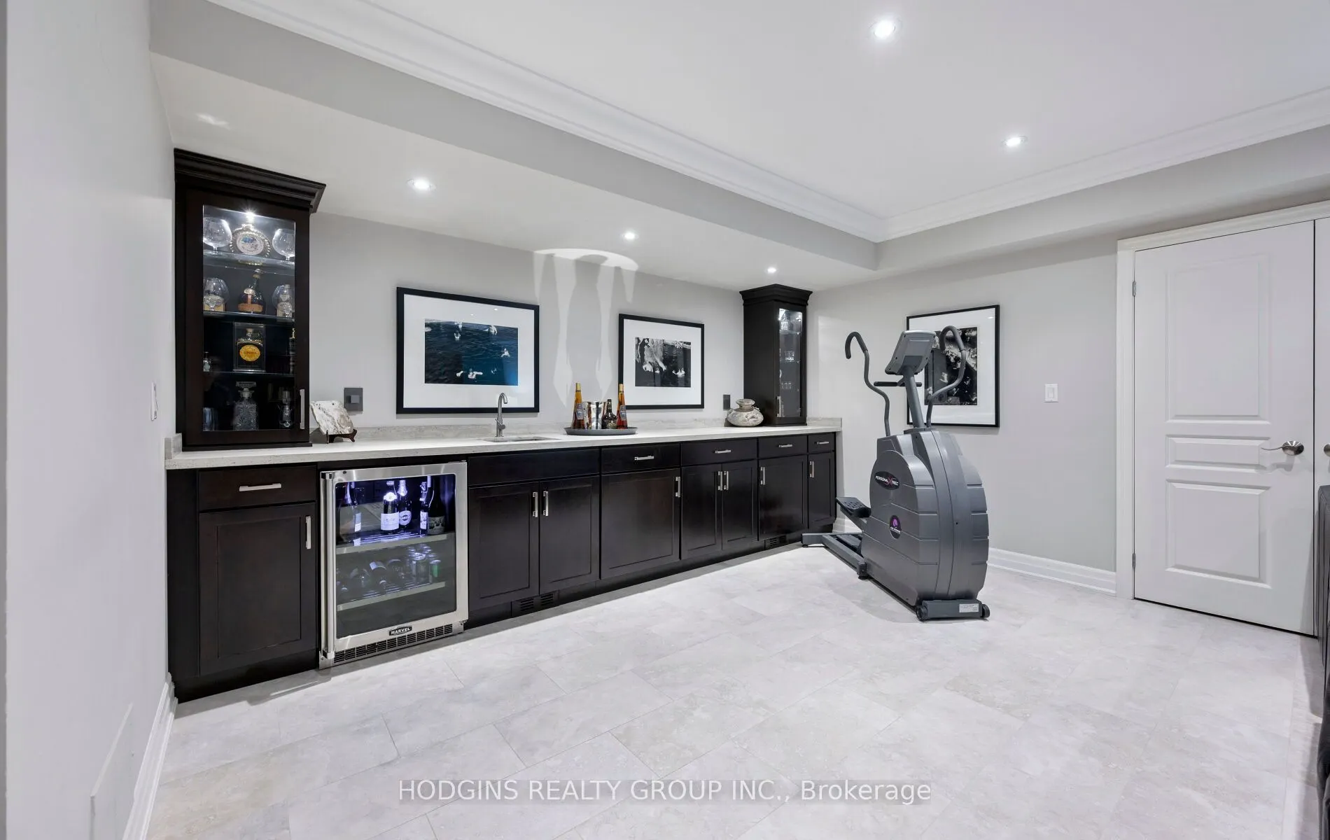 136 St Lawrence Drive #42