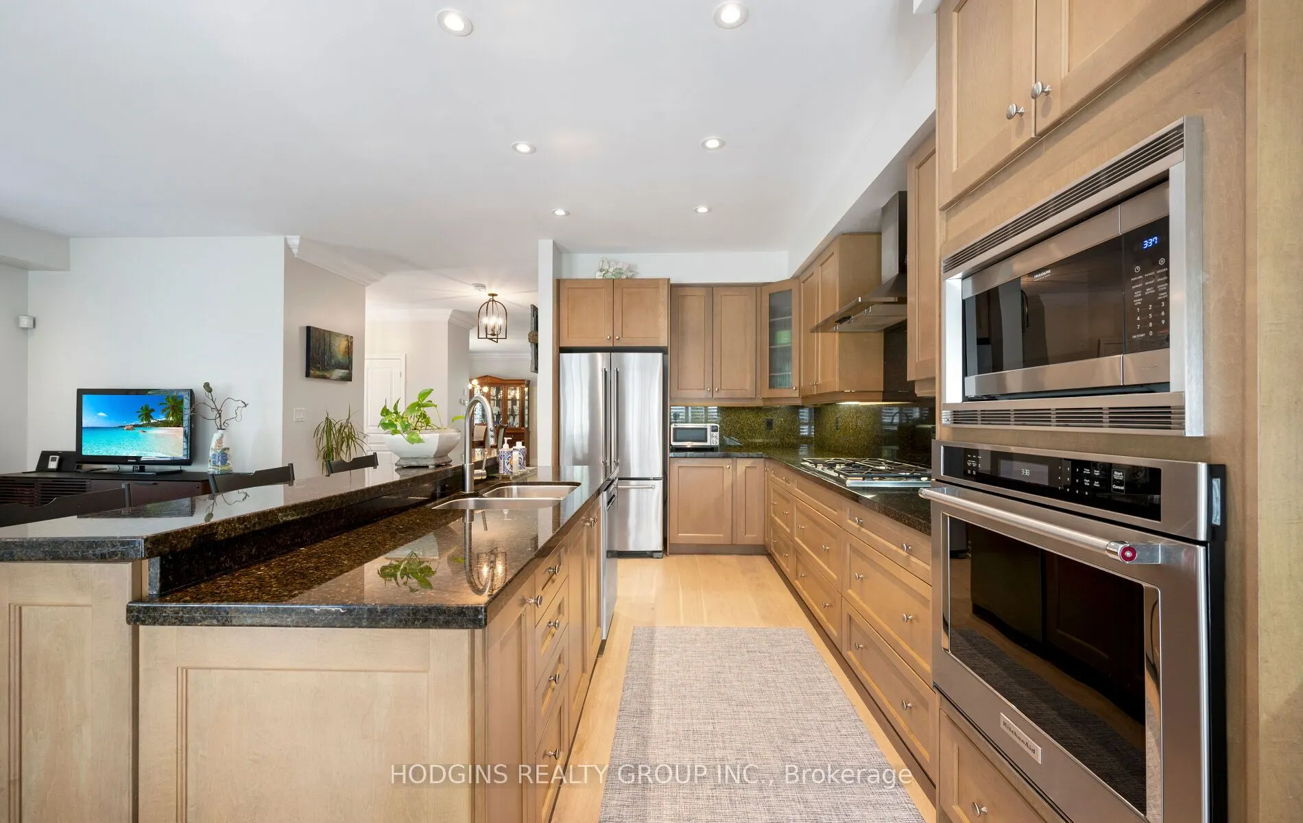 136 St Lawrence Drive #42
