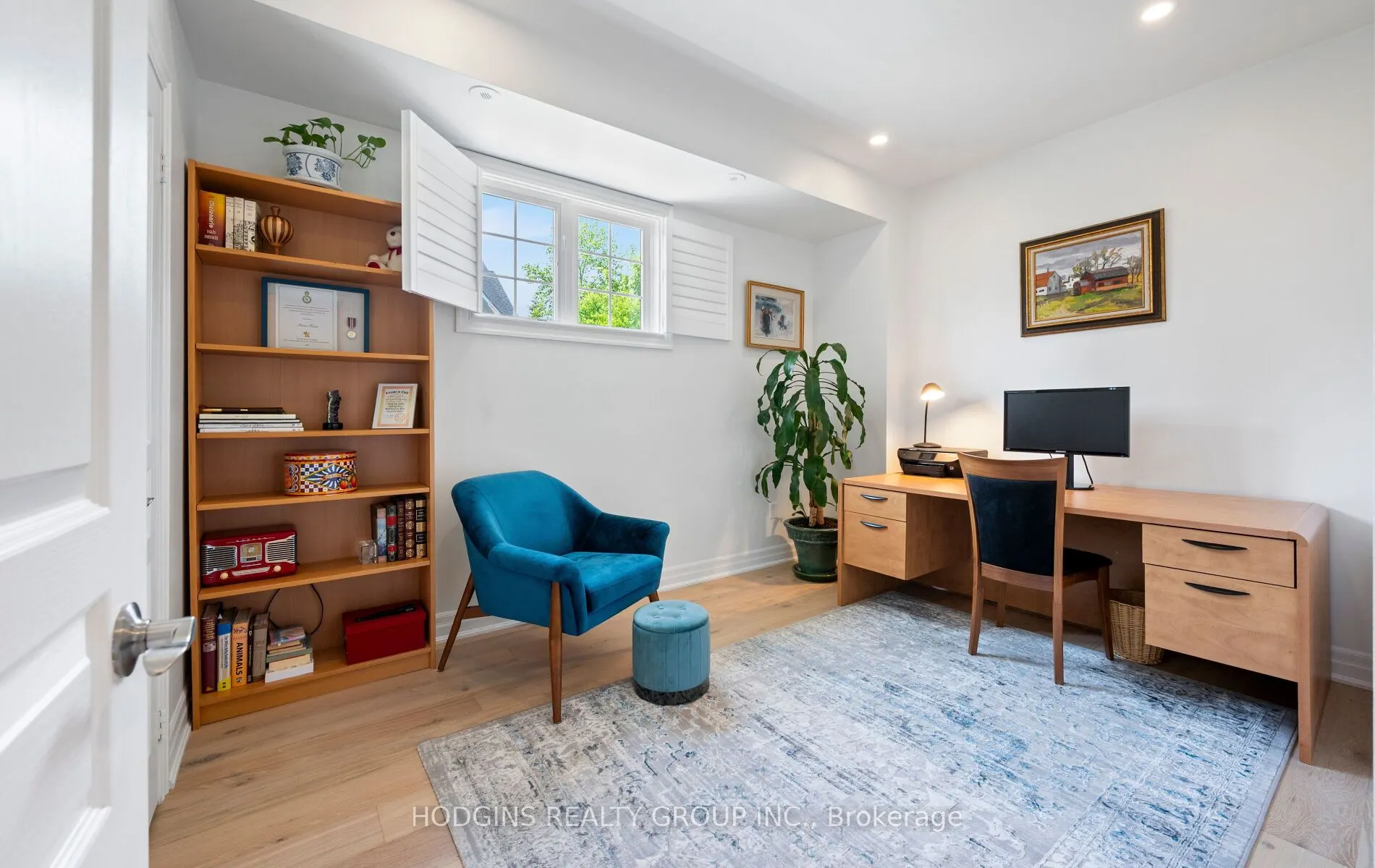 136 St Lawrence Drive #42