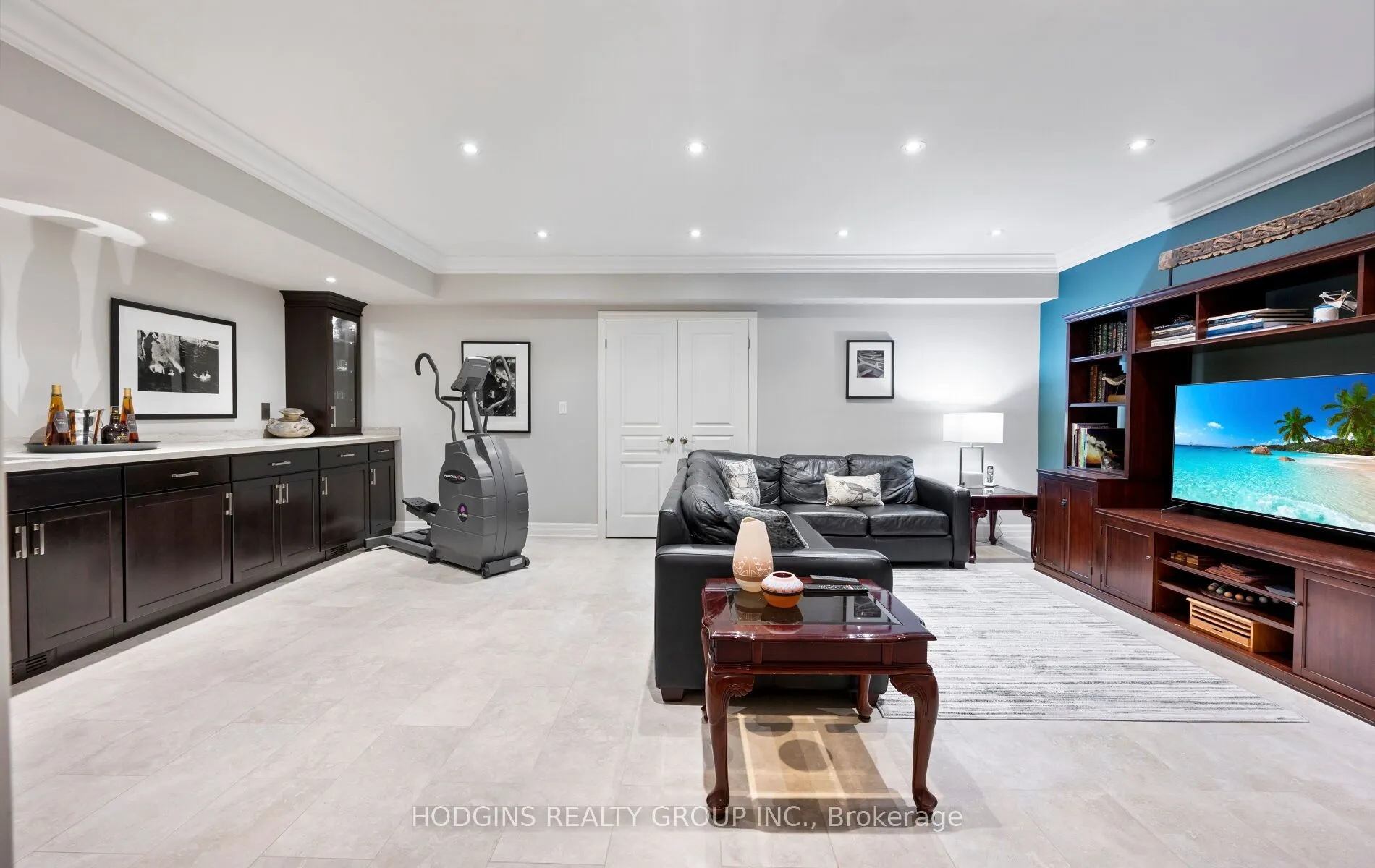 136 St Lawrence Drive #42