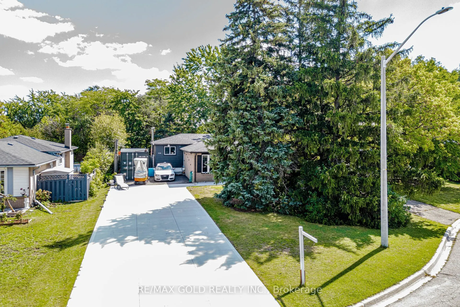 44 Deloraine Drive