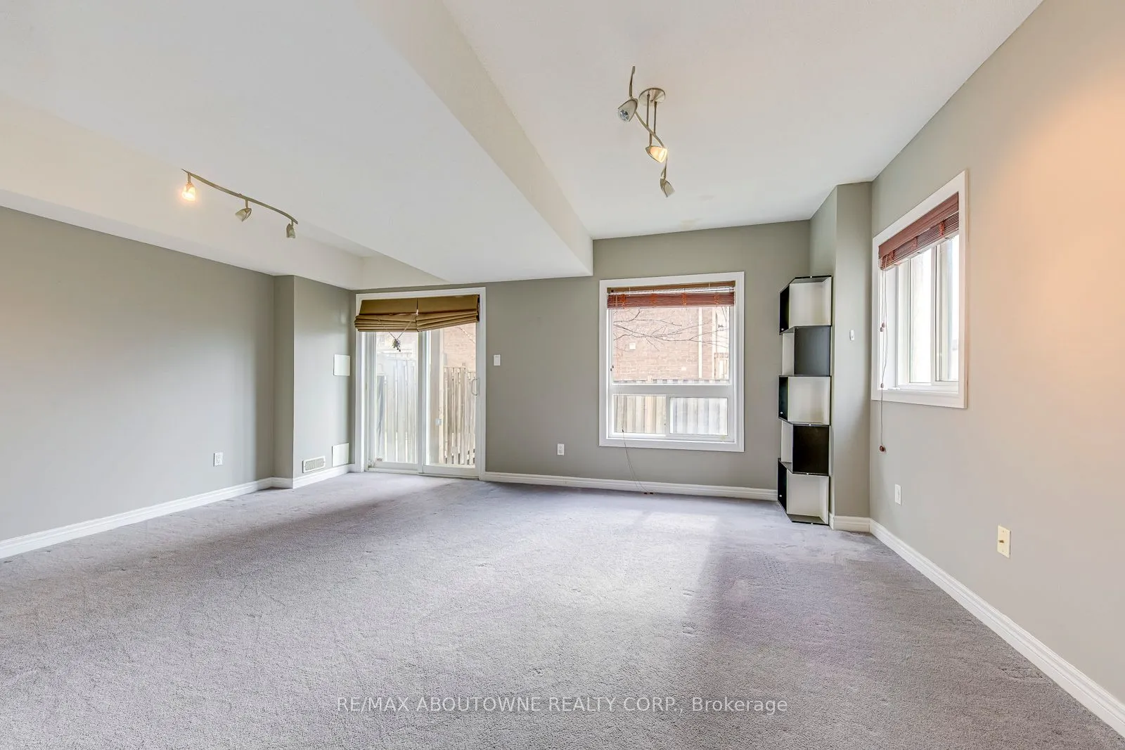 2280 Baronwood Drive #Unit 18