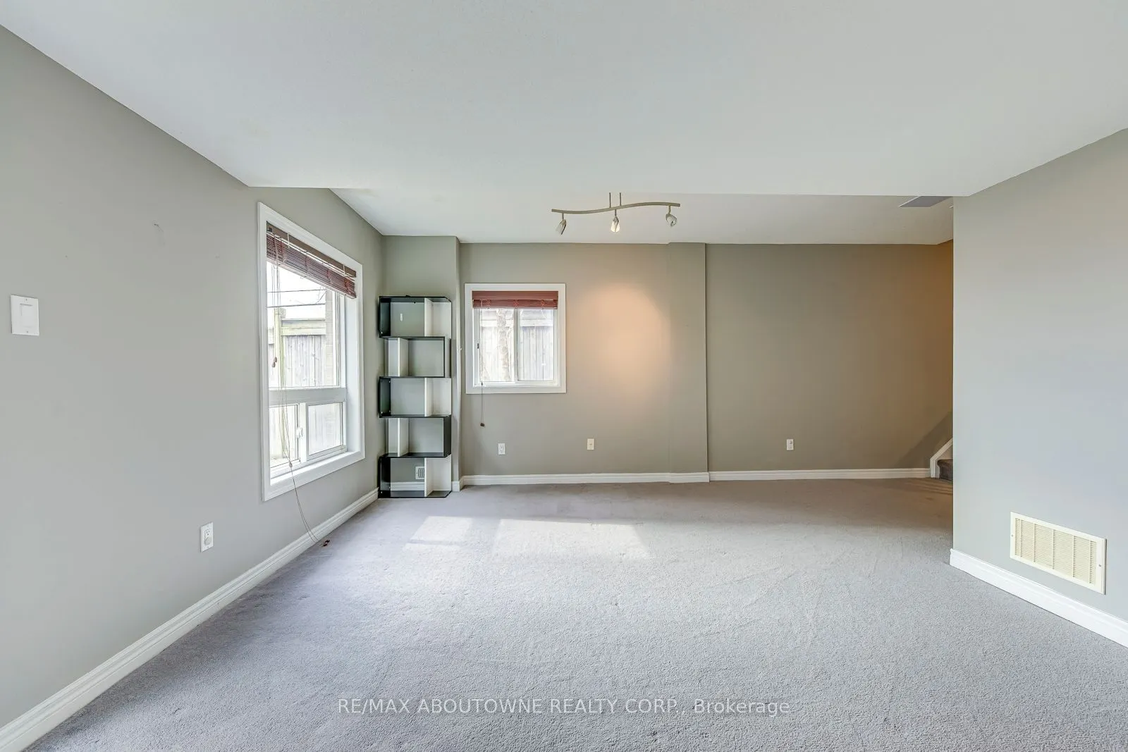 2280 Baronwood Drive #Unit 18