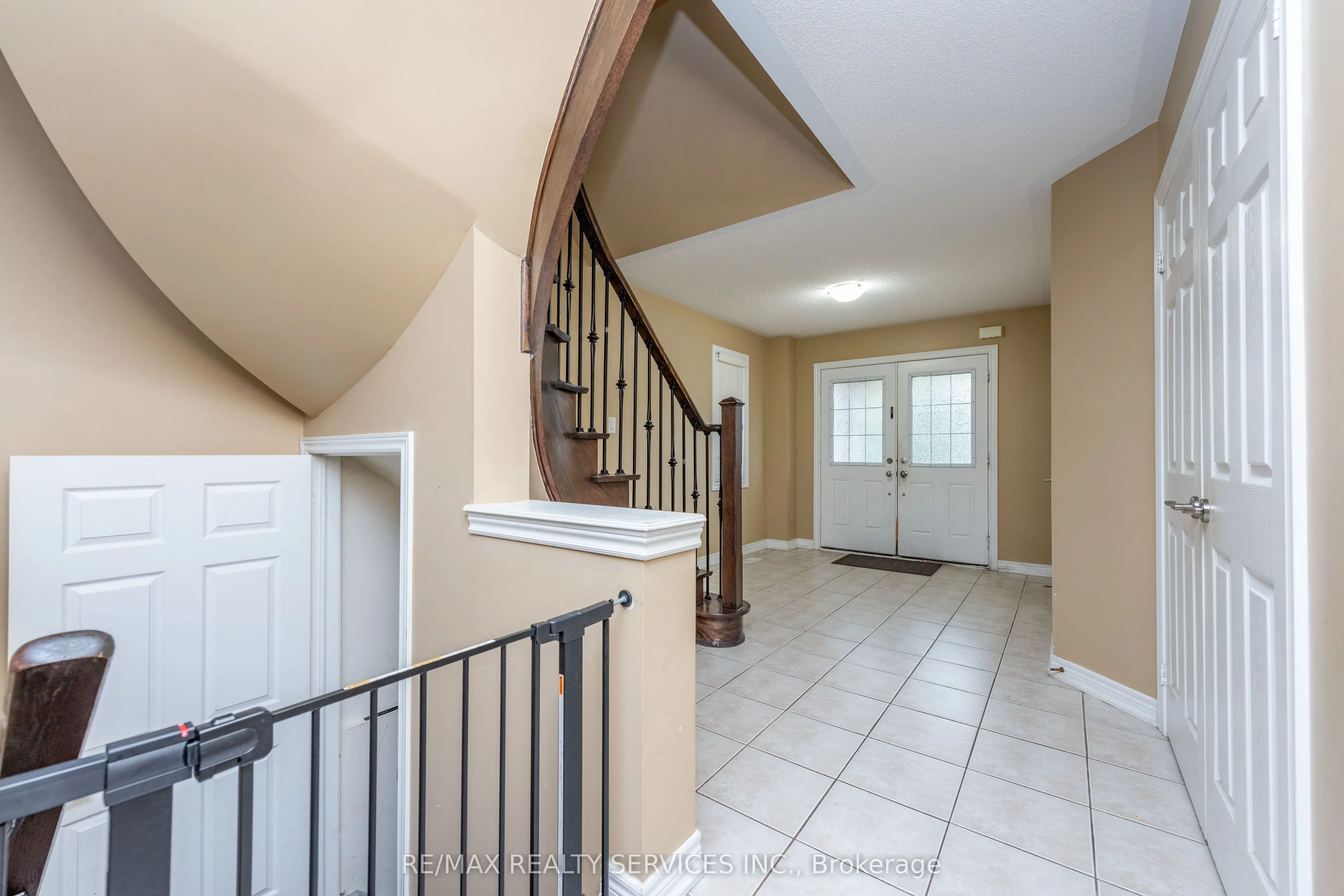 59 Beachville Circle