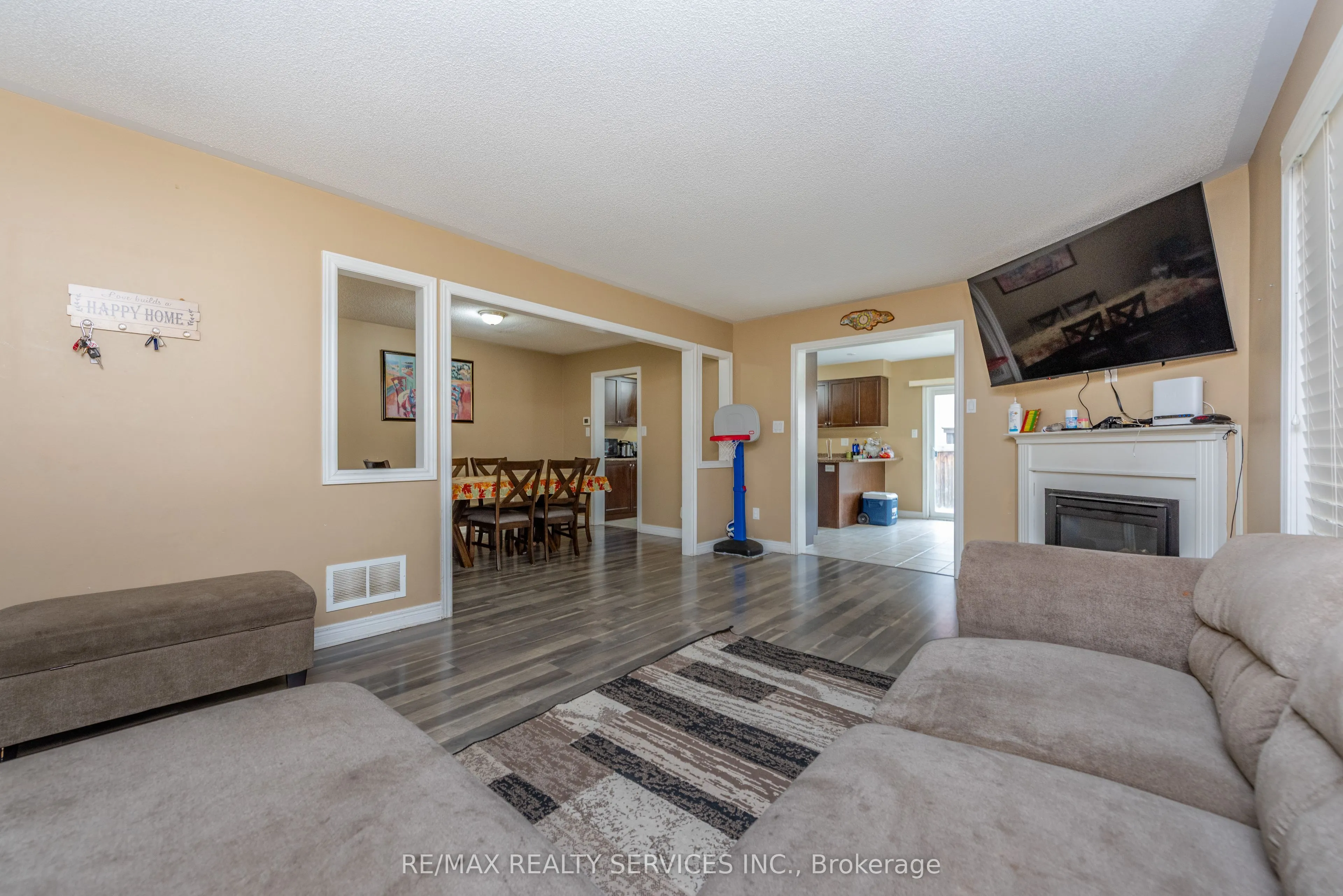 59 Beachville Circle