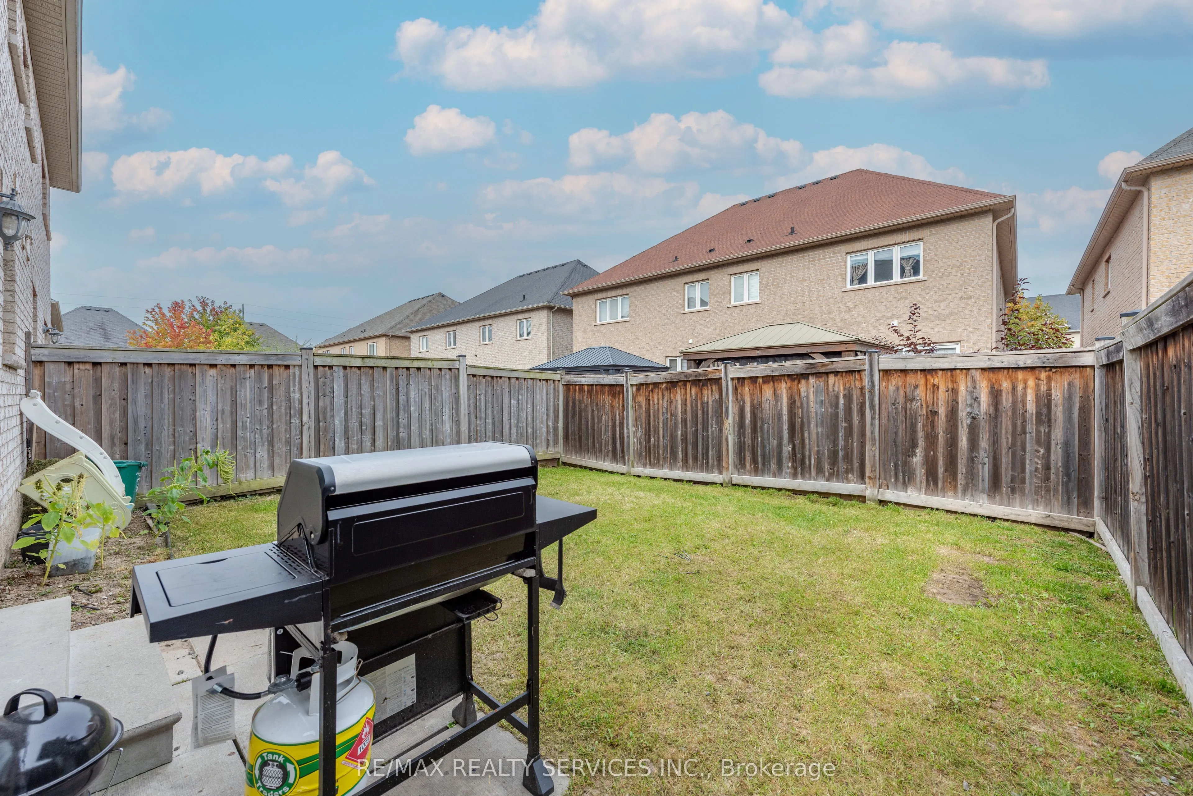 59 Beachville Circle