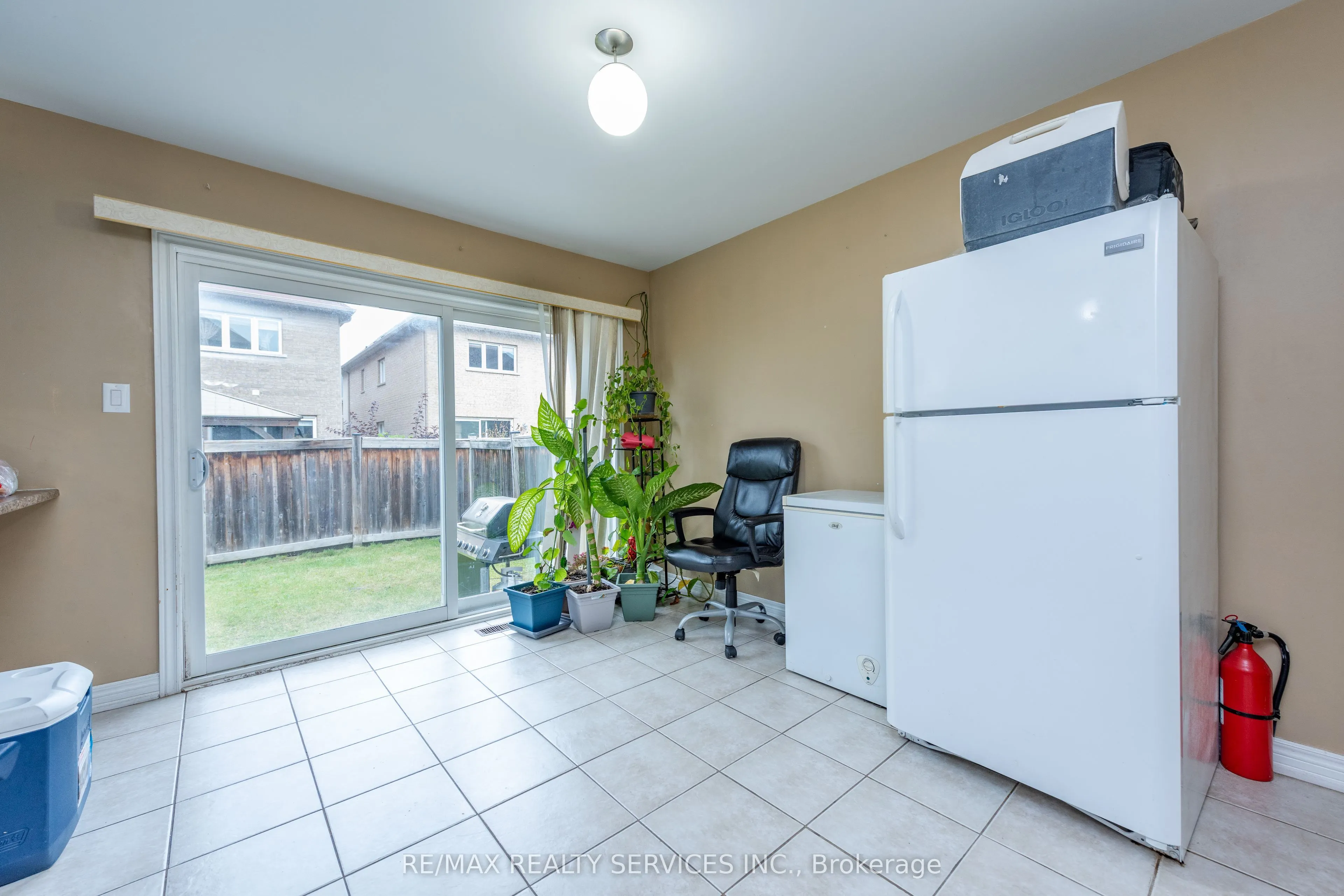 59 Beachville Circle