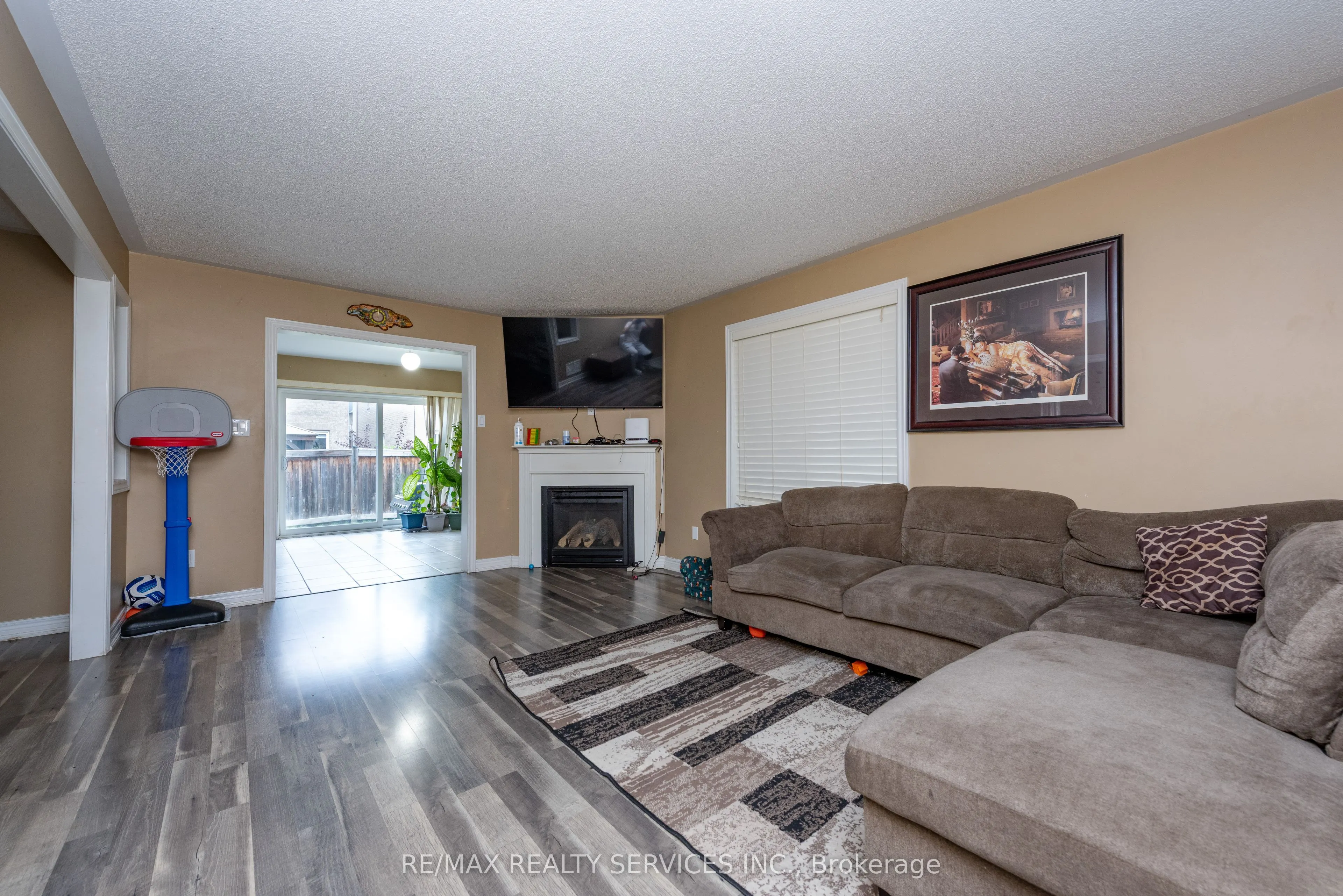 59 Beachville Circle
