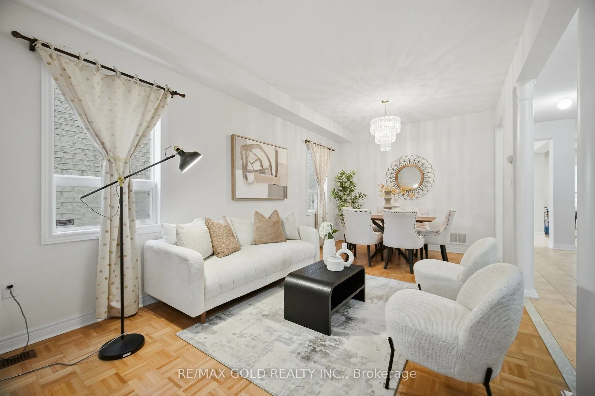 10 Sir Jacobs Crescent