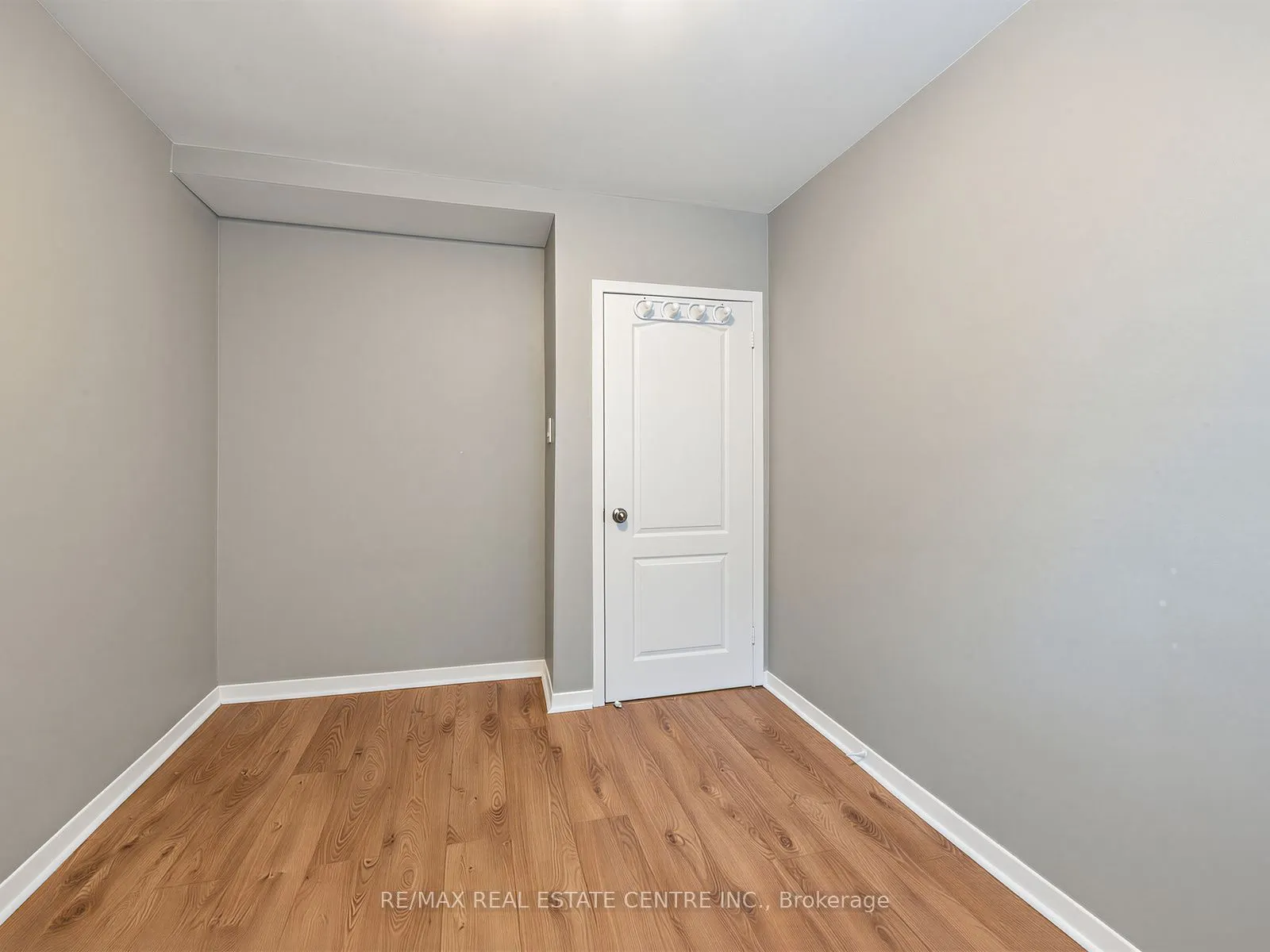 2475 Brookhurst Road