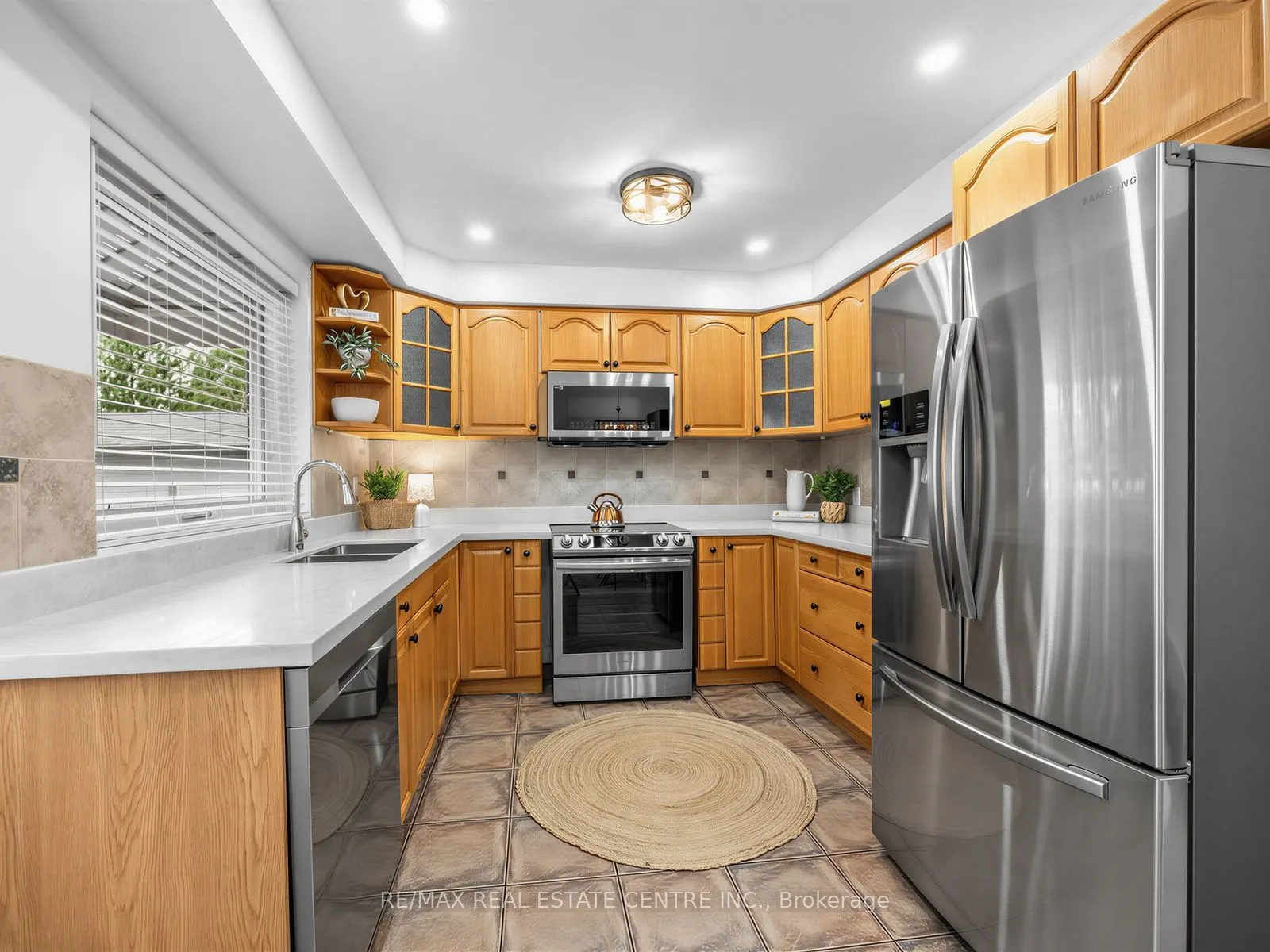 2475 Brookhurst Road
