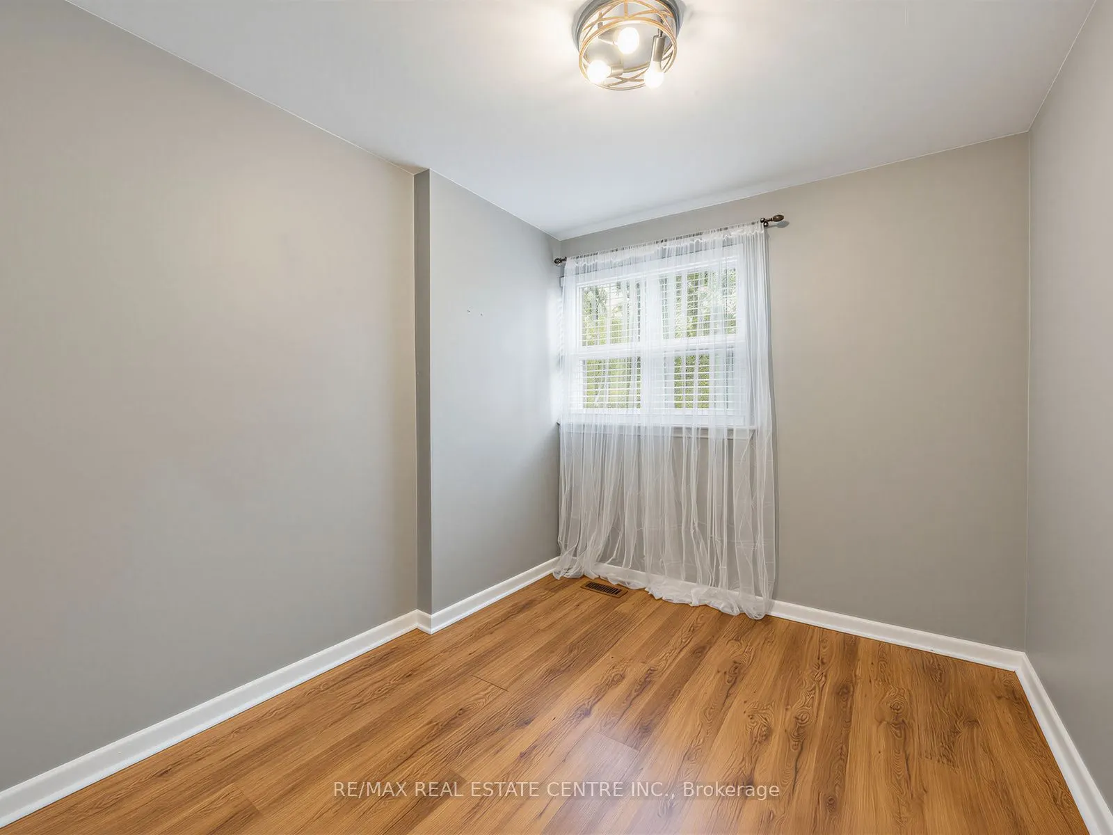 2475 Brookhurst Road