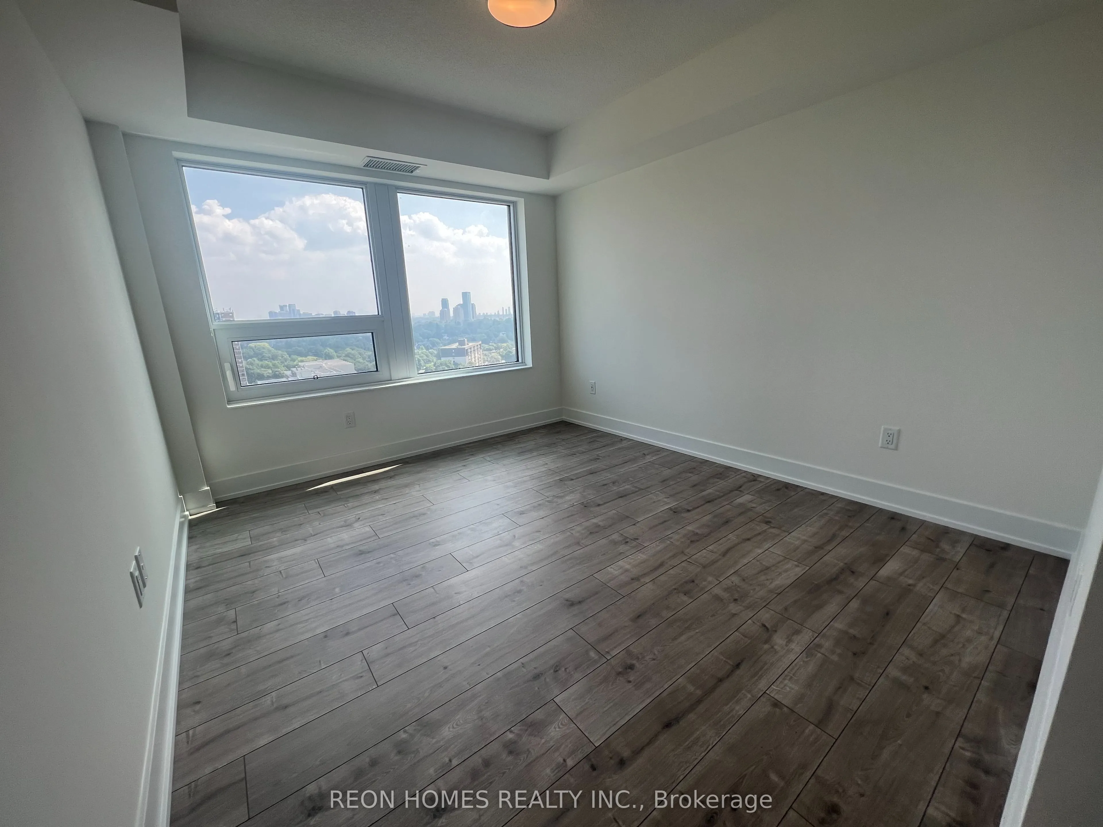 10 Eva Road #1506
