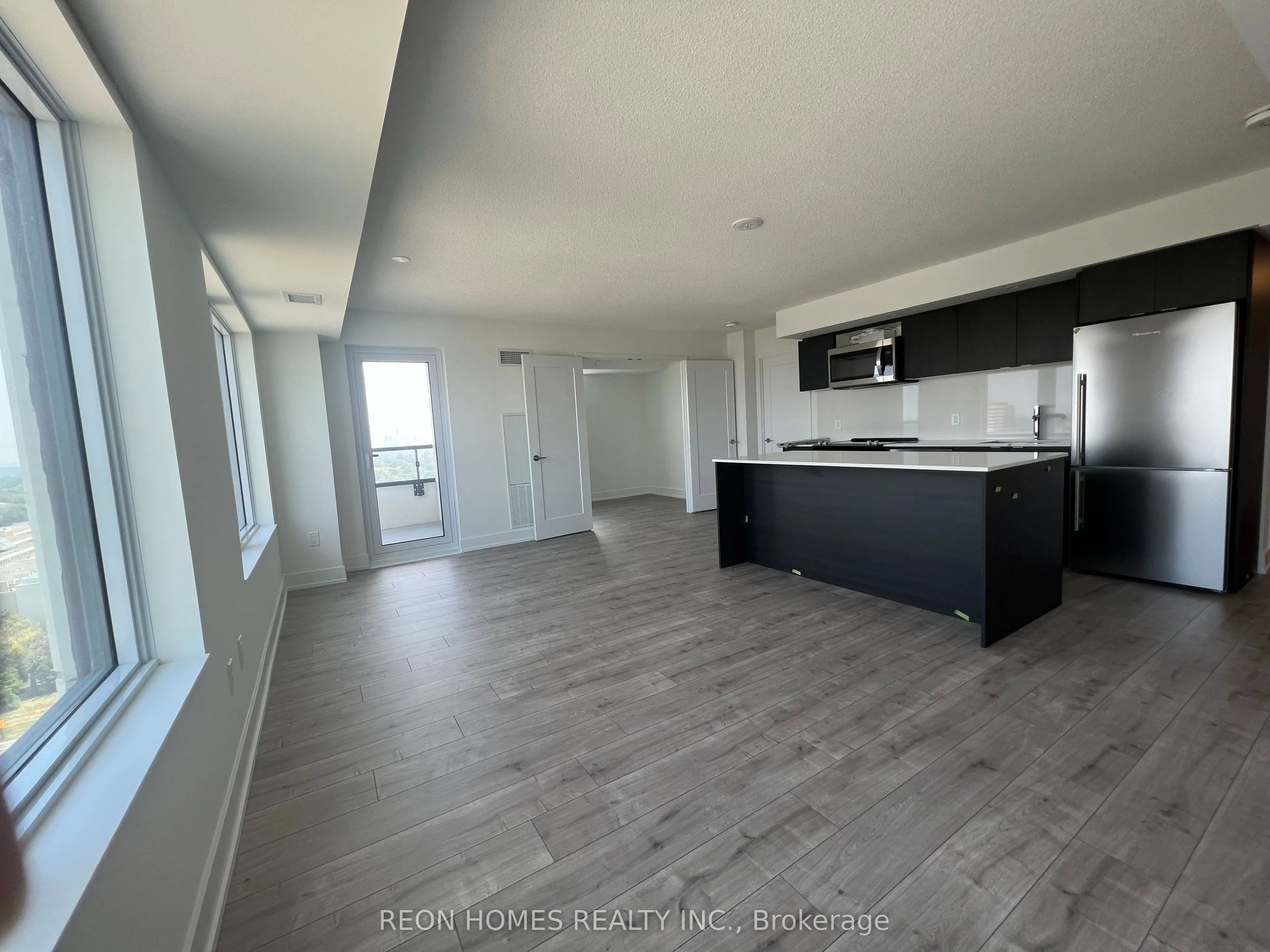 10 Eva Road #1506