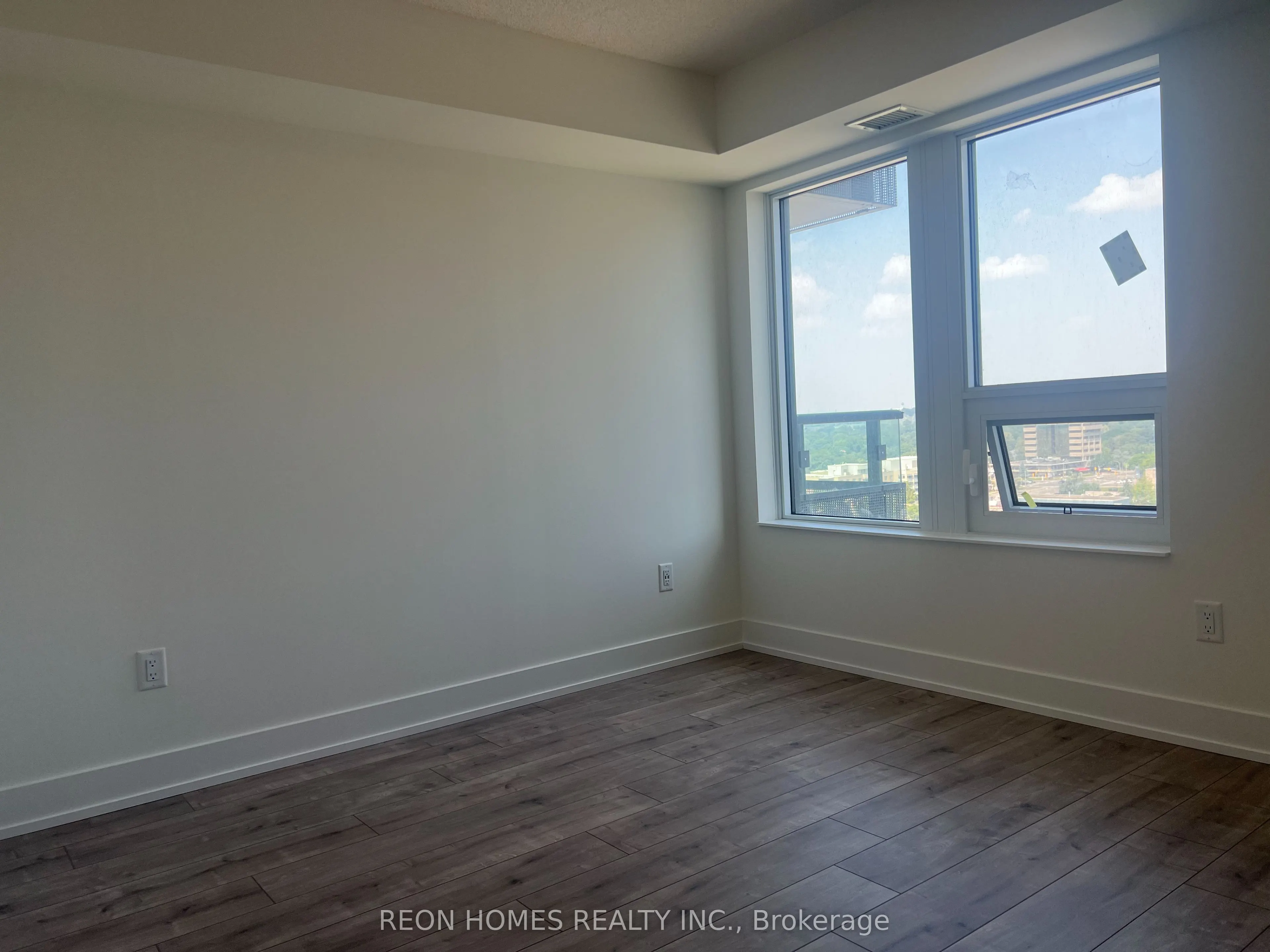 10 Eva Road #1506