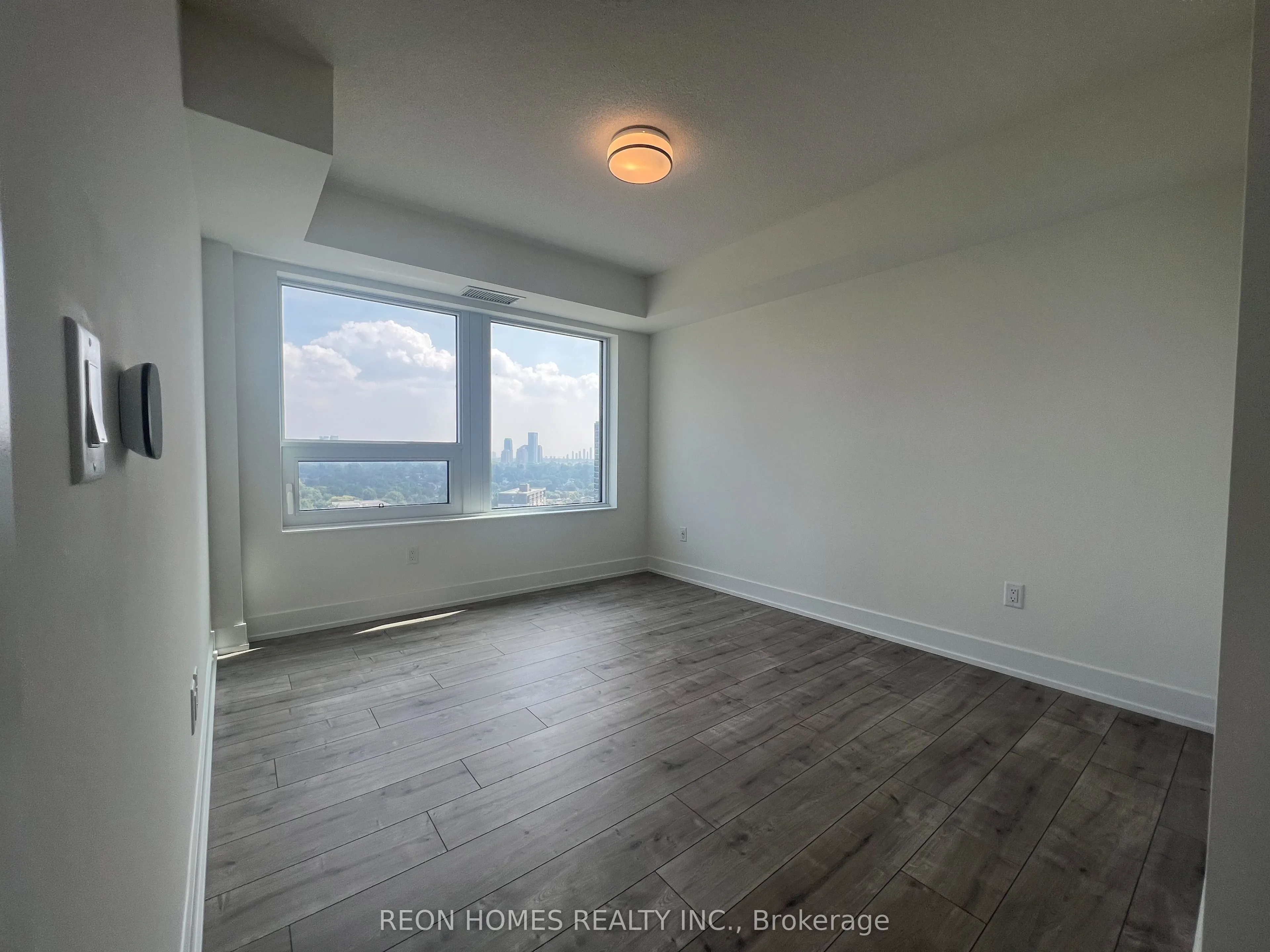 10 Eva Road #1506